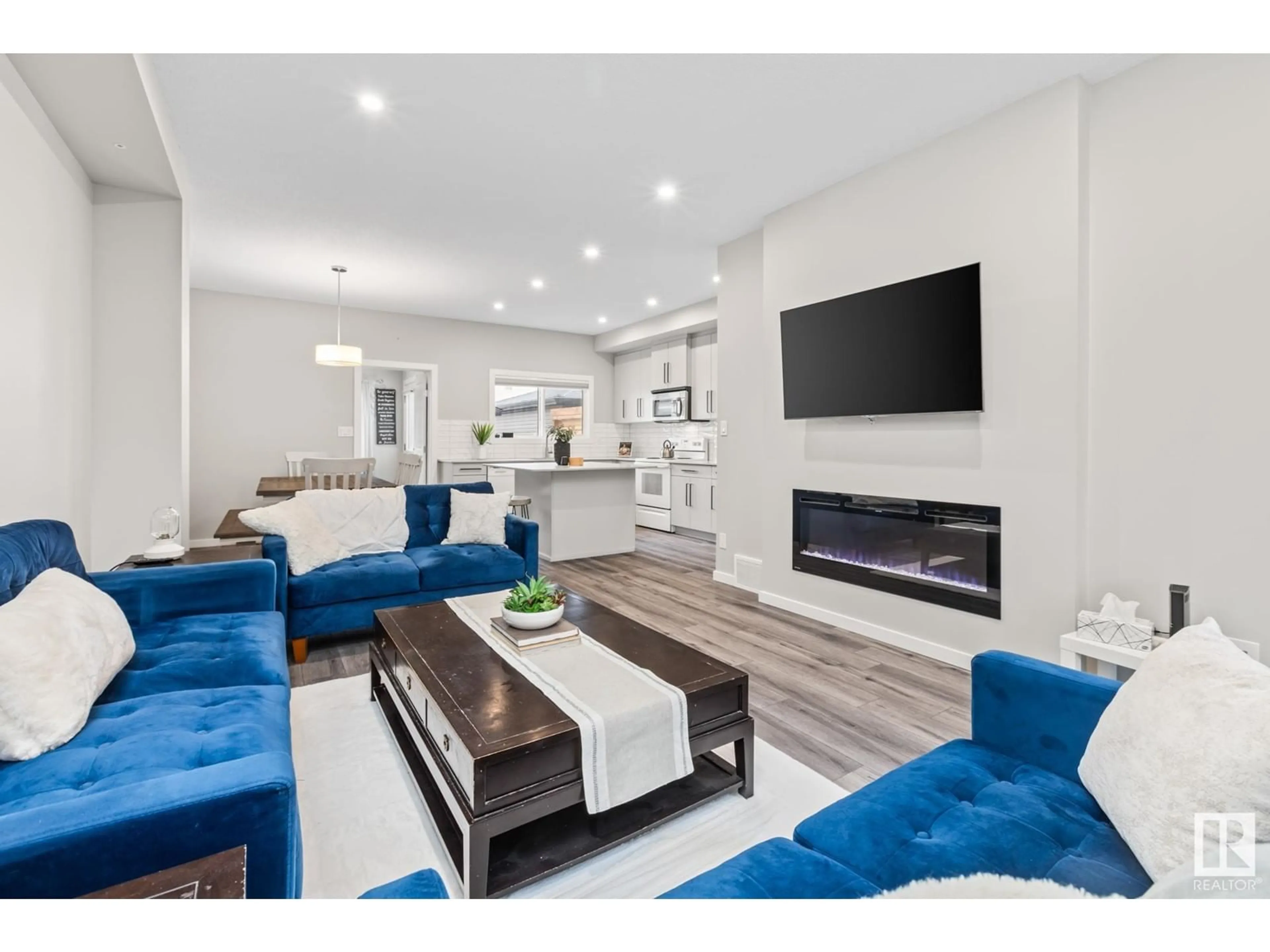 Living room with furniture, unknown for 264 ROLSTON WD, Leduc Alberta T9E1N1
