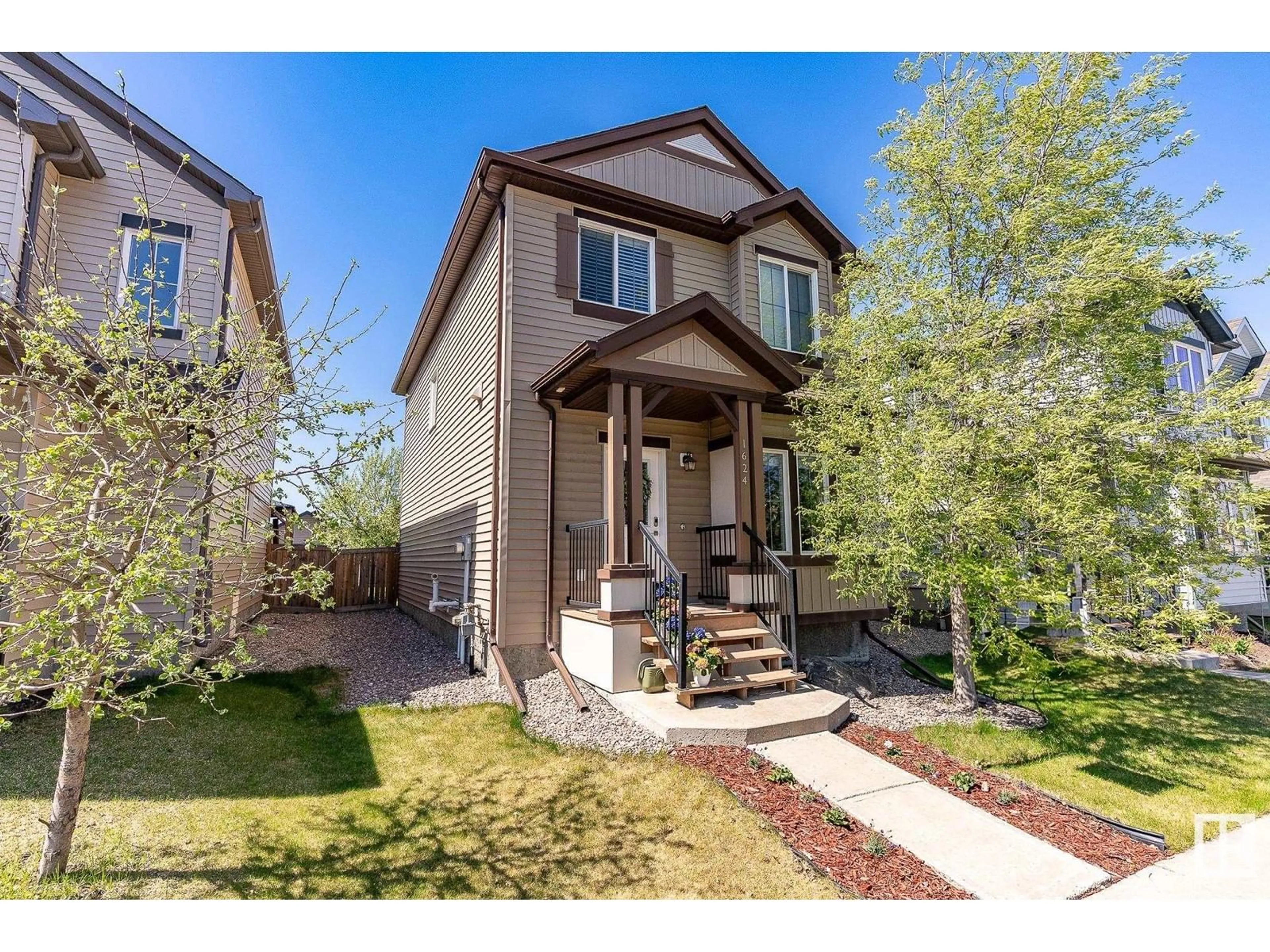 Unknown for SW - 1624 57 ST, Edmonton Alberta T6X1P9