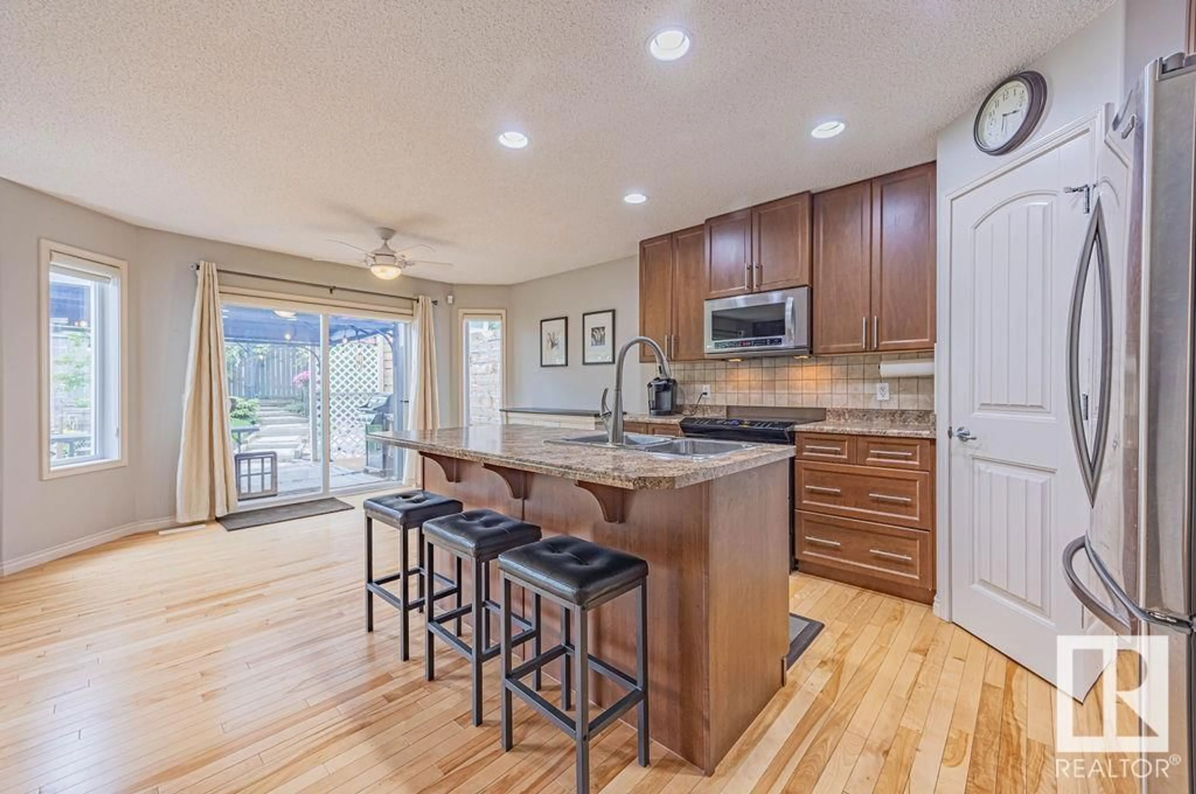 Open concept kitchen, unknown for 21 ASHTON GA, Spruce Grove Alberta T7X0H9
