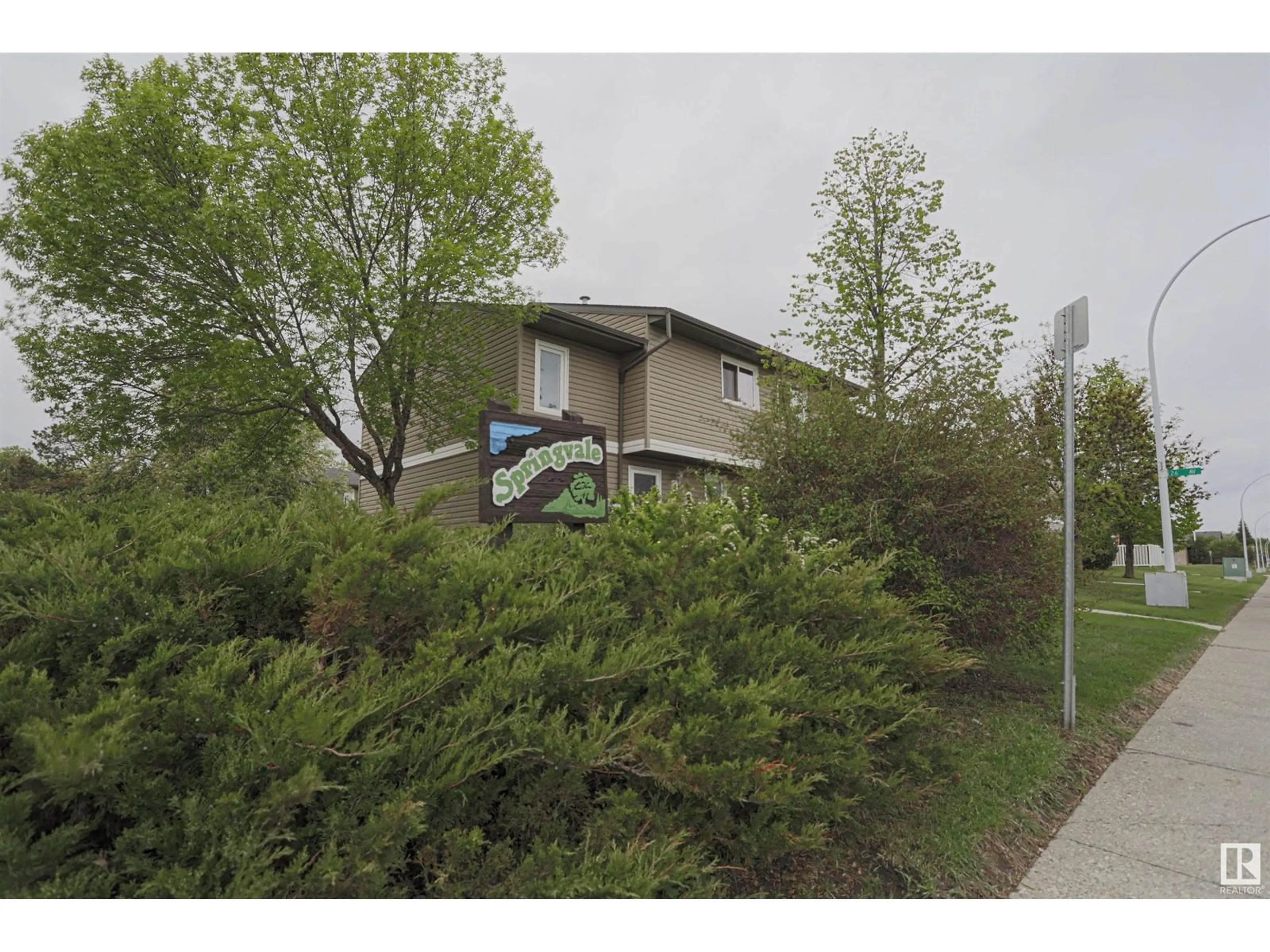 Unknown for 2586 79 ST, Edmonton Alberta T6K3Y4