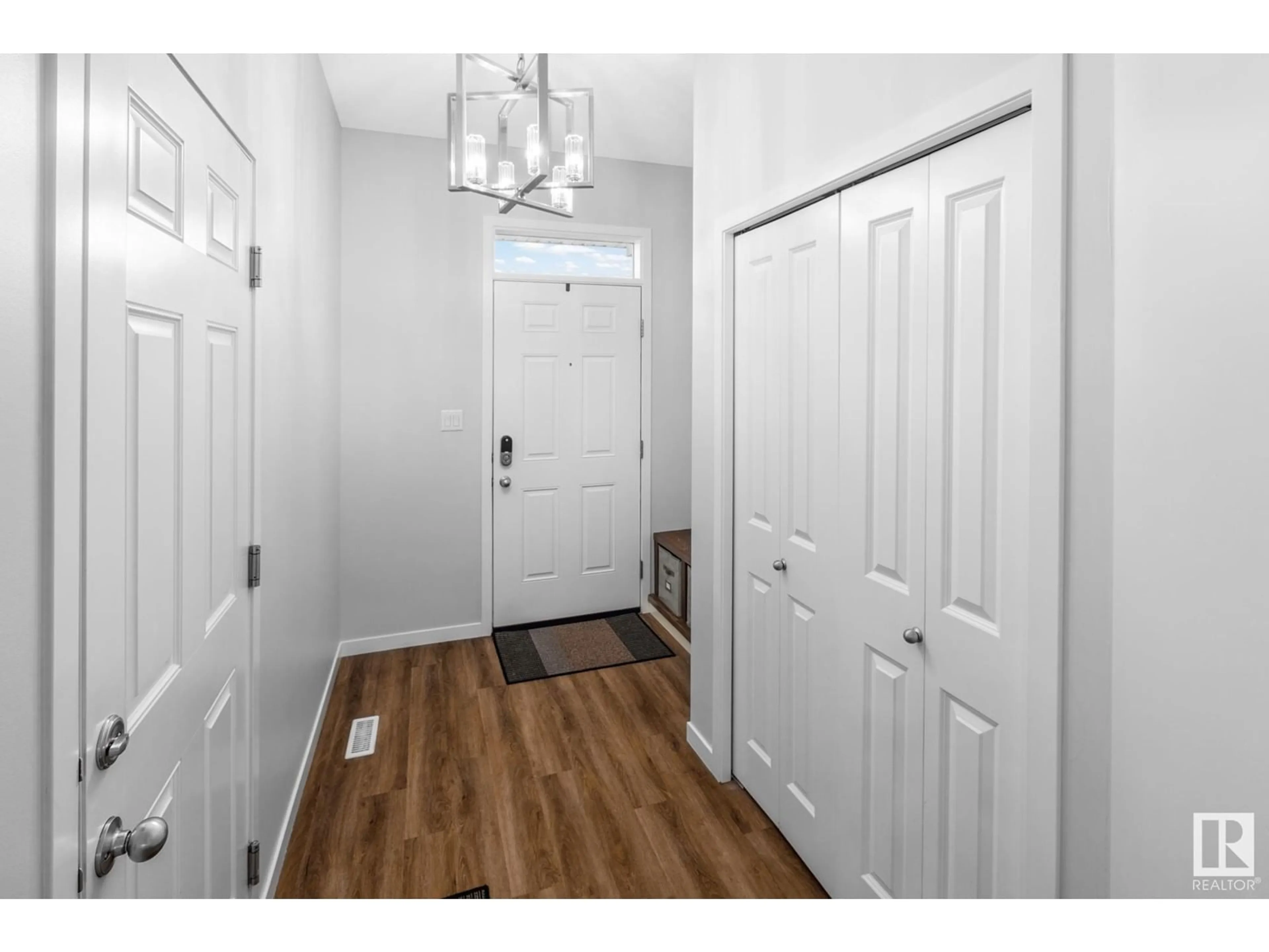 Indoor entryway for 4316 COOKE LN, Edmonton Alberta T6W4M7