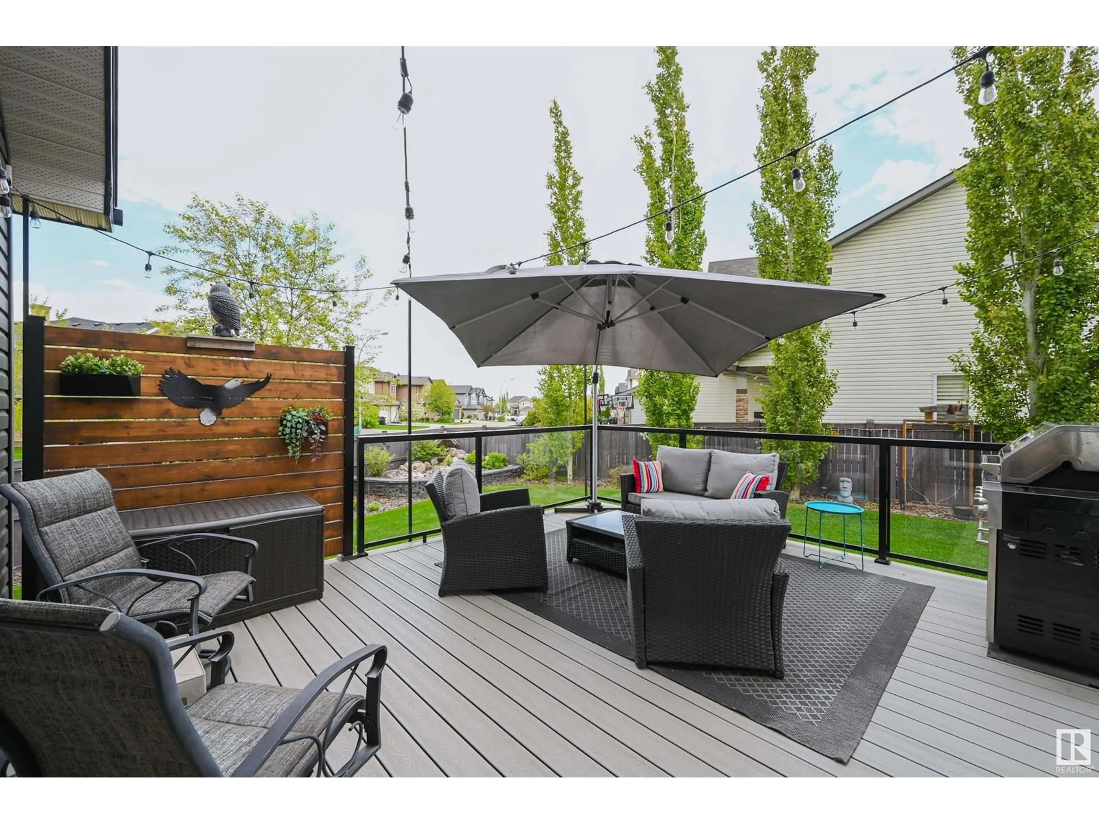 Patio, street for 353 COWAN CR, Sherwood Park Alberta T8H0E6