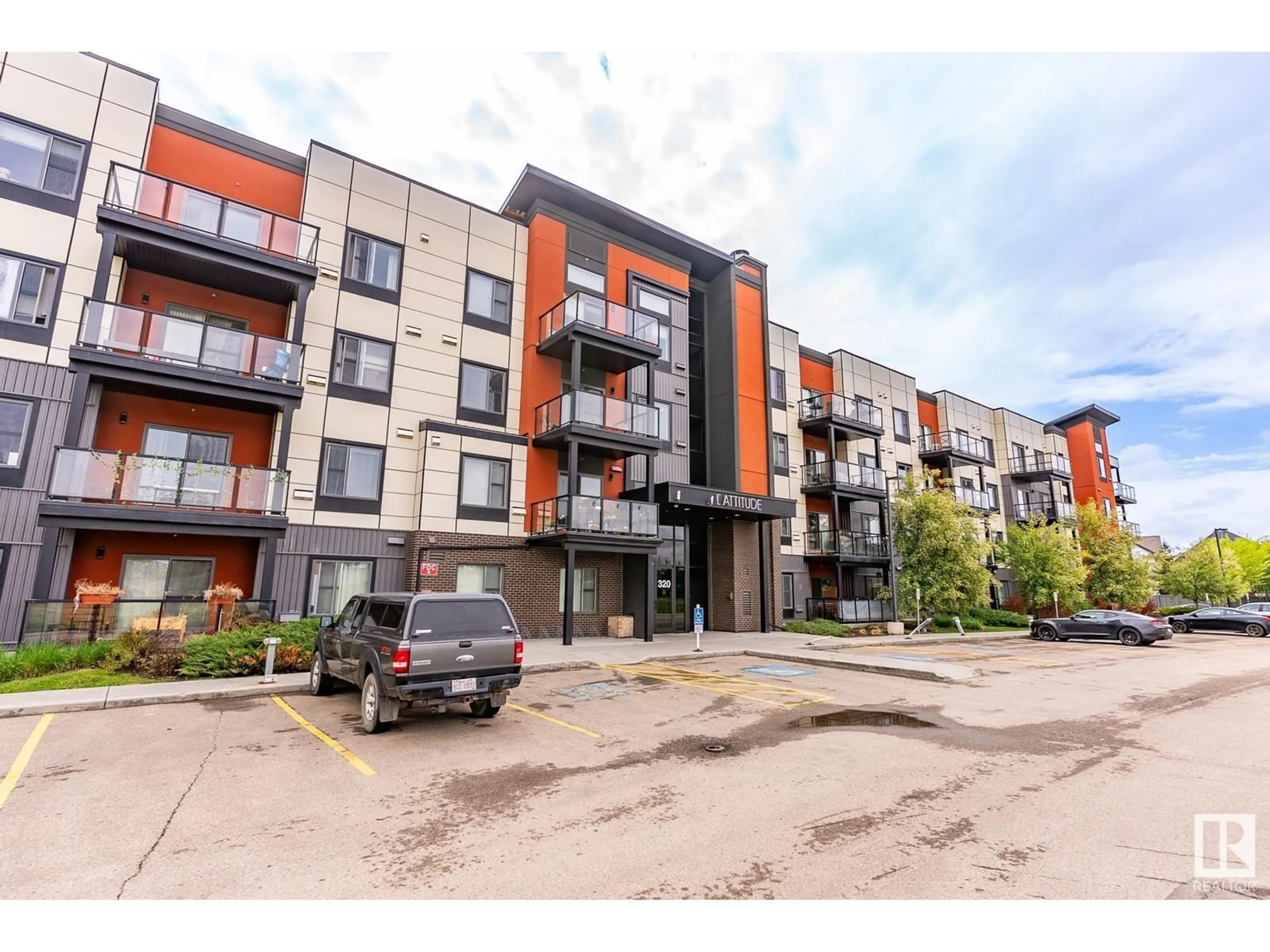 A pic from outside/outdoor area/front of a property/back of a property/a pic from drone, building for 309 - 320 AMBLESIDE LINK LI, Edmonton Alberta T6W2Z9