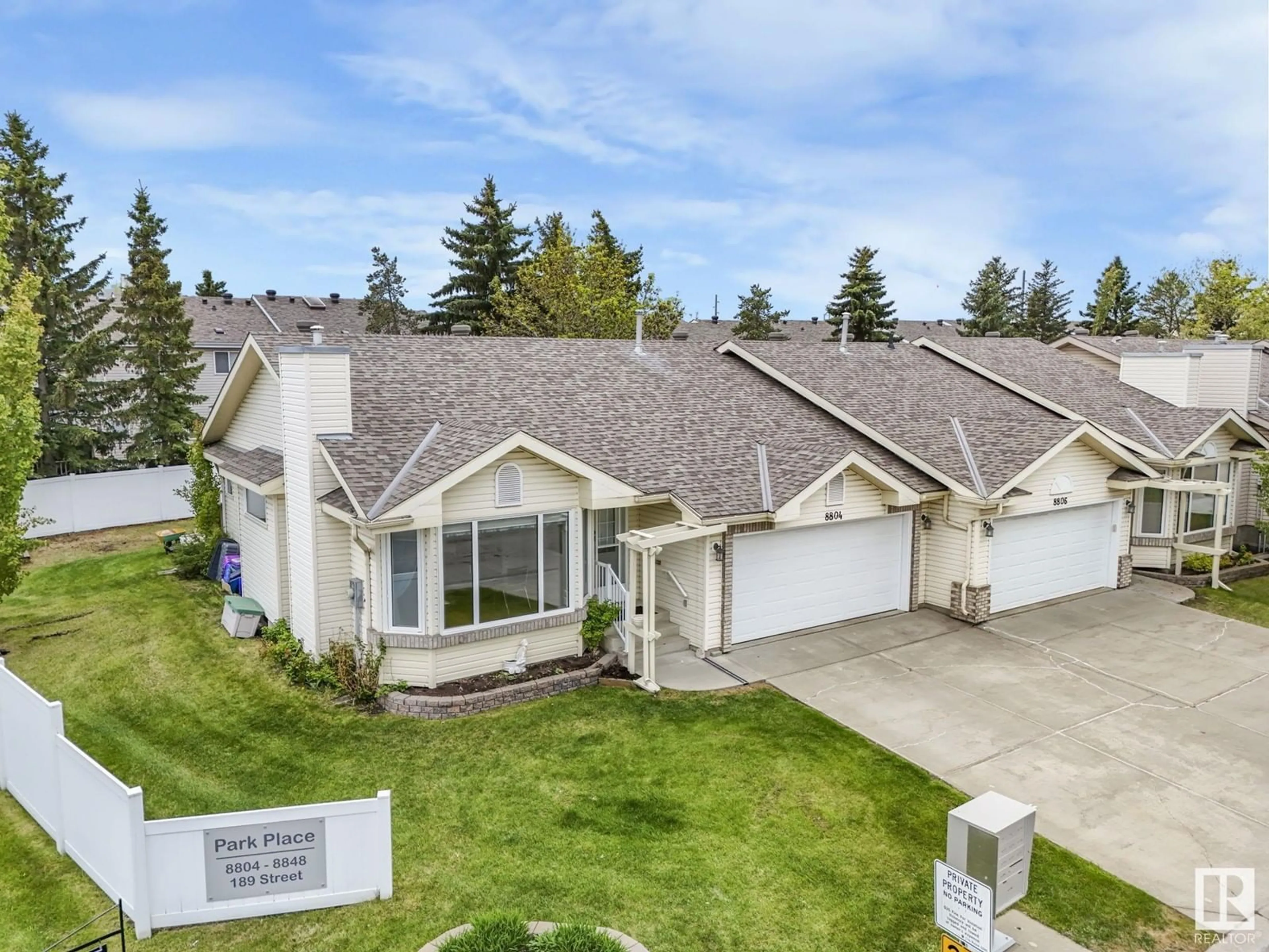 A pic from outside/outdoor area/front of a property/back of a property/a pic from drone, street for 8804 189 ST NW, Edmonton Alberta T5T6C3