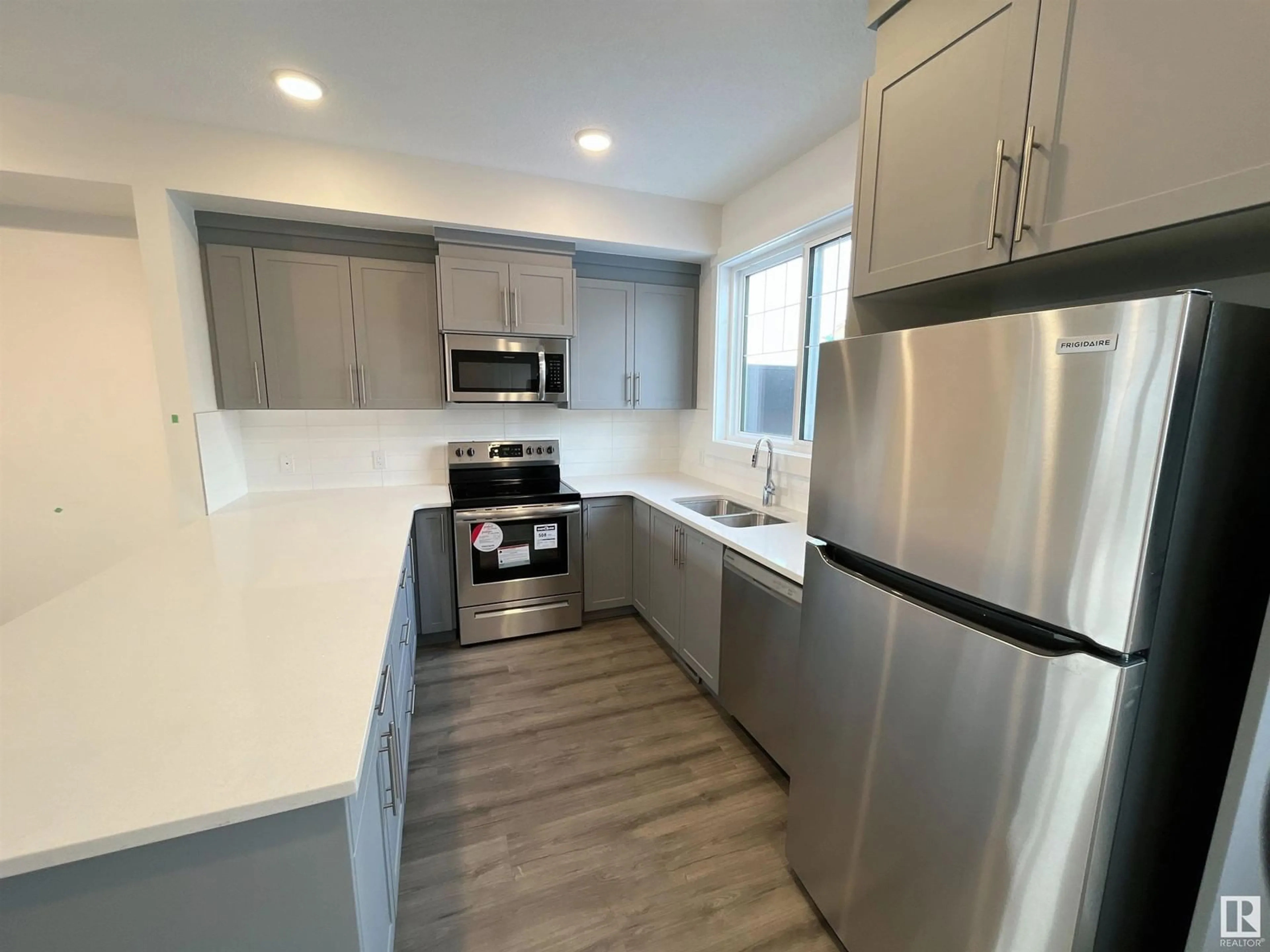 Open concept kitchen, unknown for #3 - 903 CRYSTALLINA NERA WY, Edmonton Alberta T5Z0N6