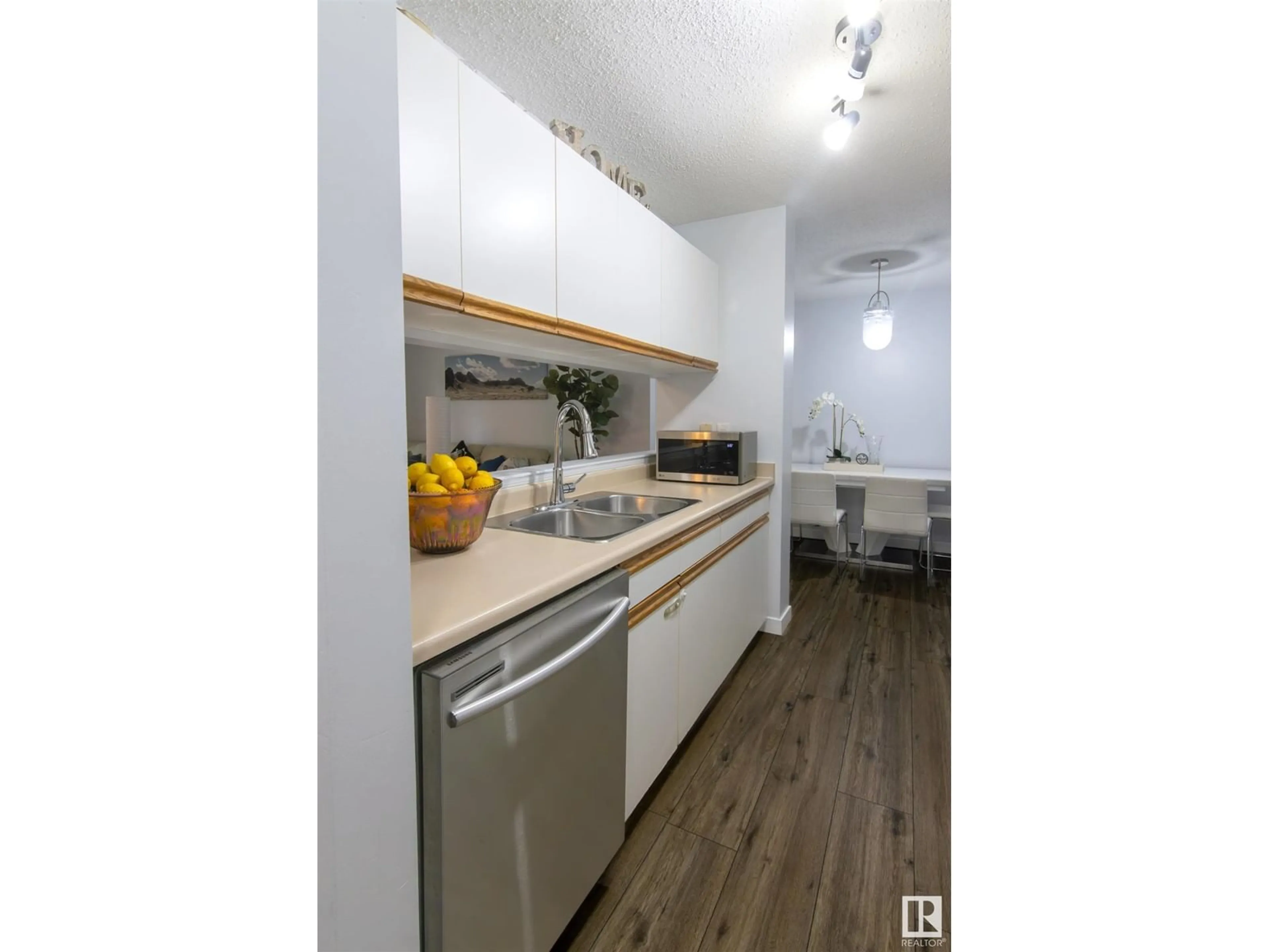 Standard kitchen, wood/laminate floor for 206 17467 98A AV, Edmonton Alberta T5T6E9