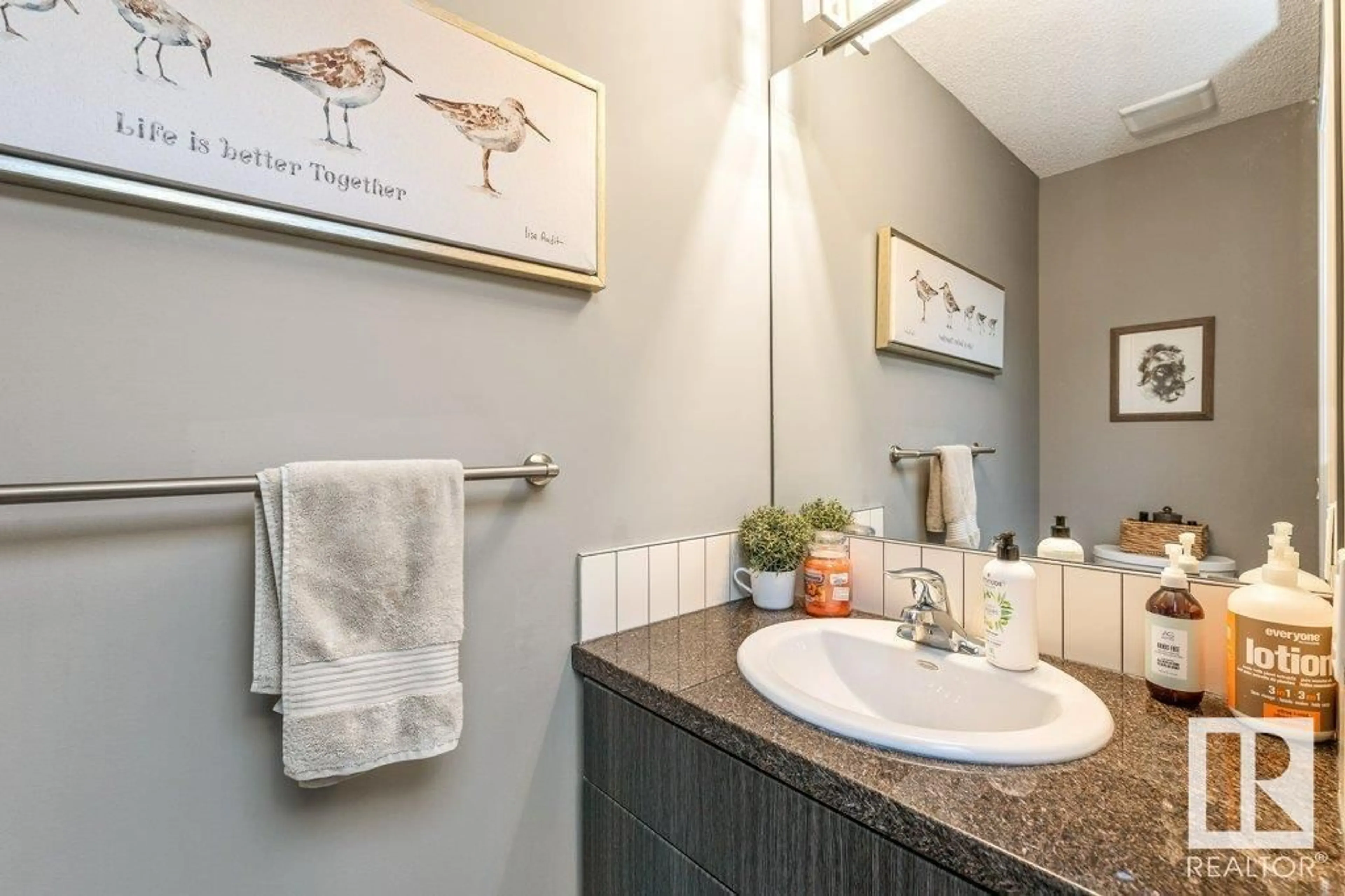 Contemporary bathroom, ceramic/tile floor for 22 ROYAL ST, St. Albert Alberta T8N7N9