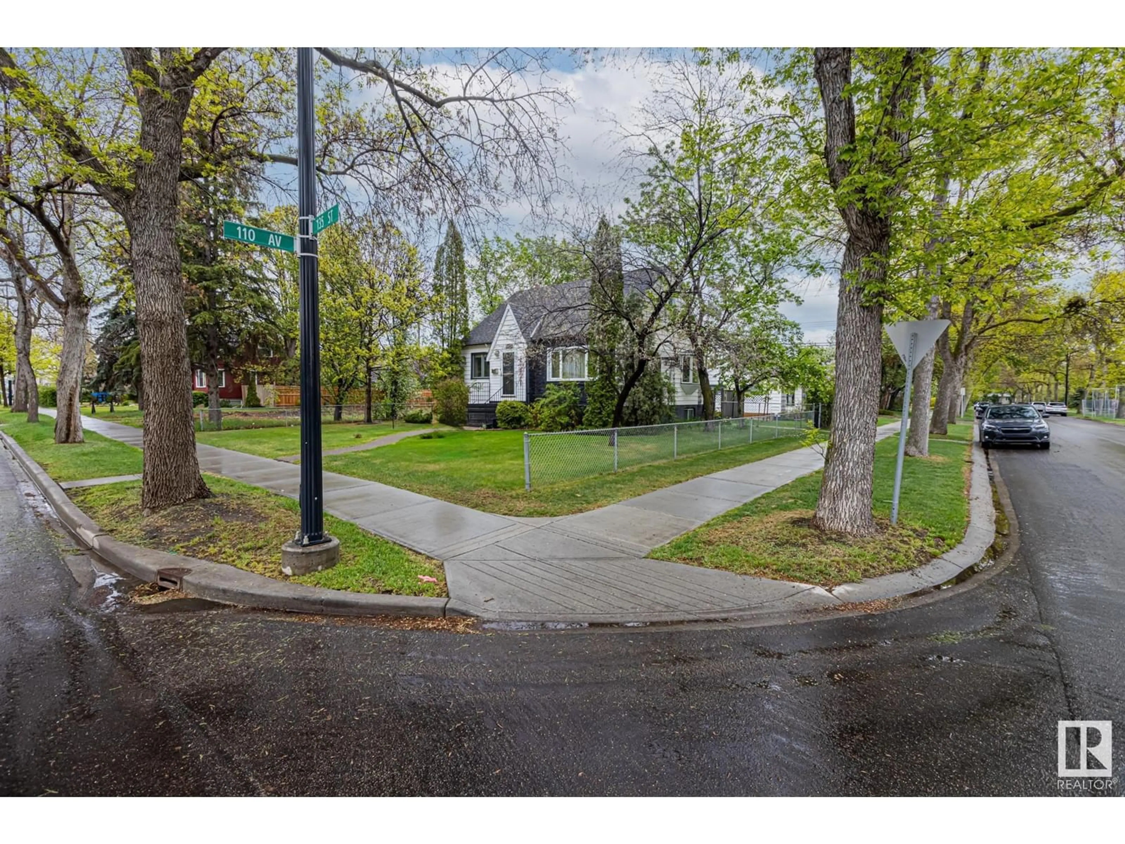 A pic from outside/outdoor area/front of a property/back of a property/a pic from drone, street for 11003 135 ST, Edmonton Alberta T5M1K4