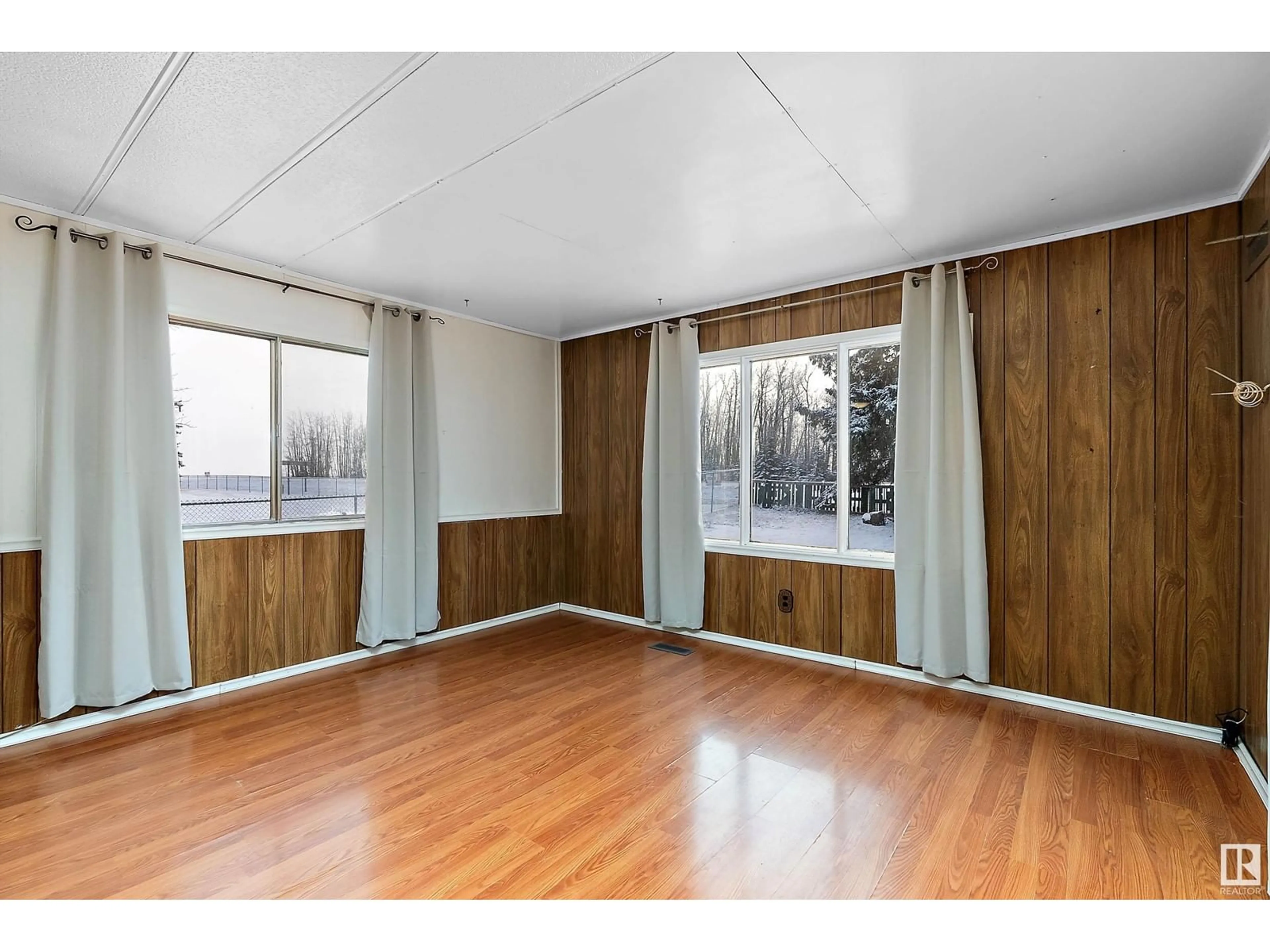 A pic of a room for 622 - 20 3166 HWY, Rural Leduc County Alberta T0C2T0