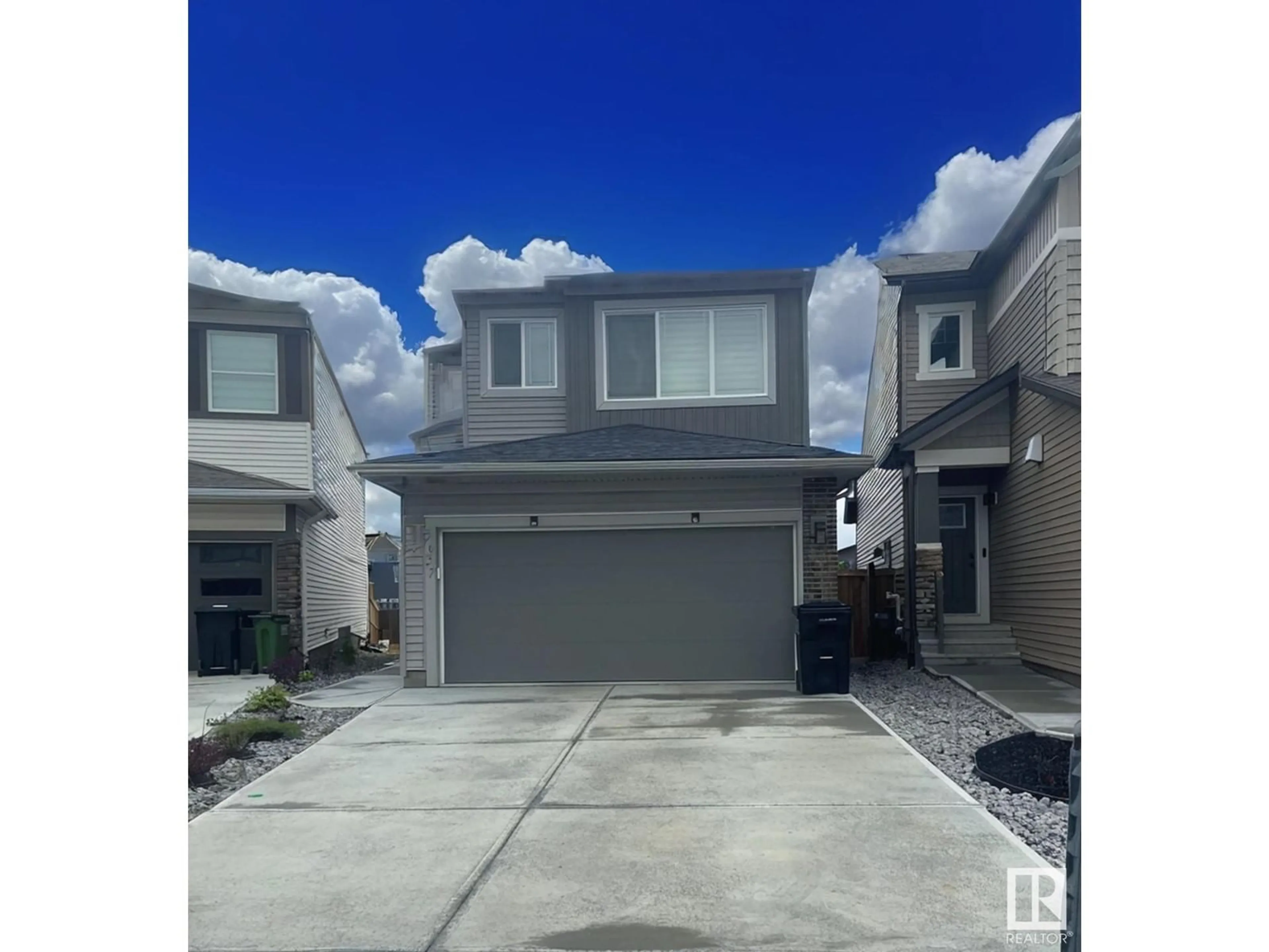 A pic from outside/outdoor area/front of a property/back of a property/a pic from drone, street for NW - 2627 200 ST, Edmonton Alberta T6M1K3
