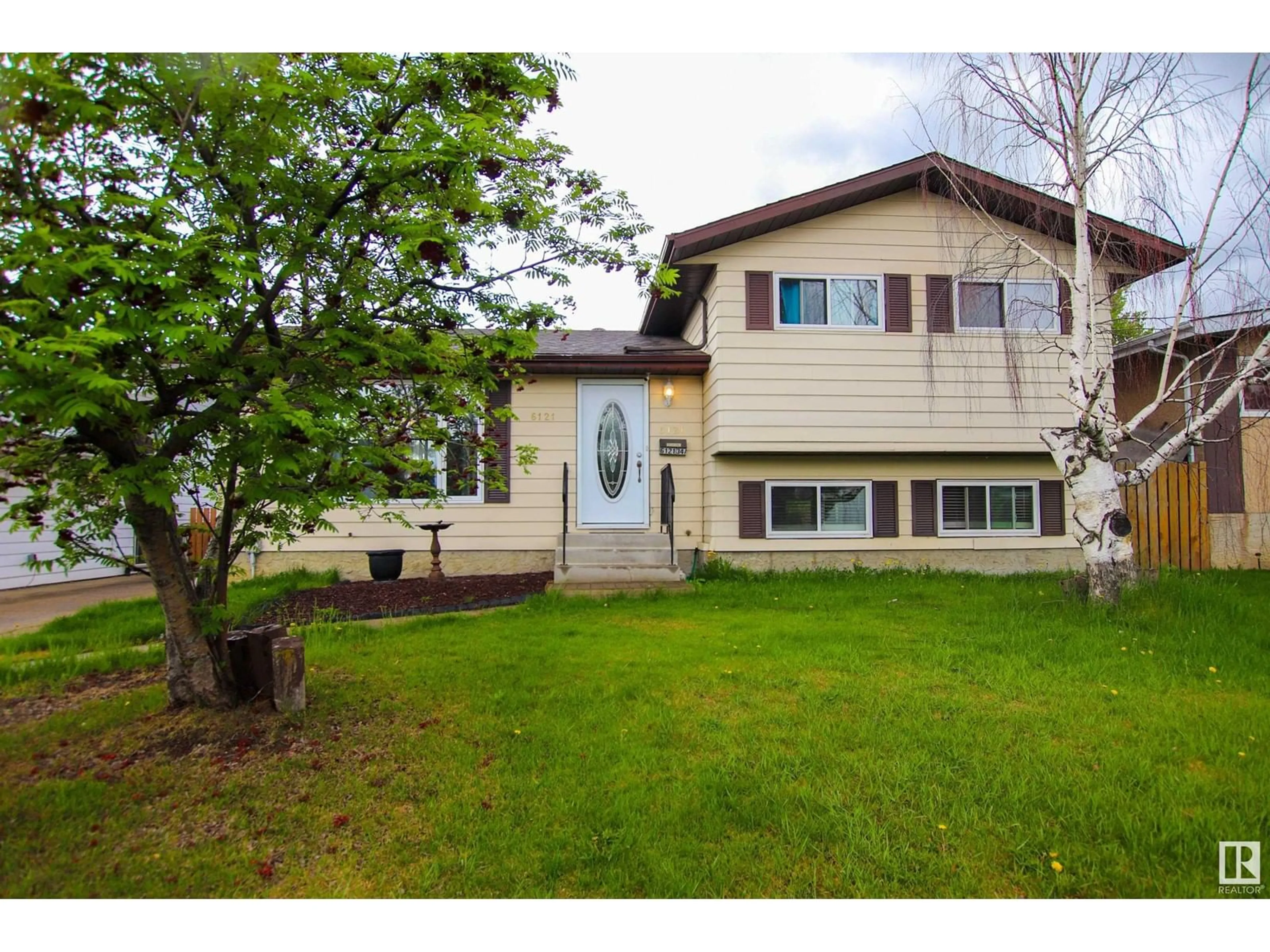Unknown for 6121 34A AV, Edmonton Alberta T6L1C9