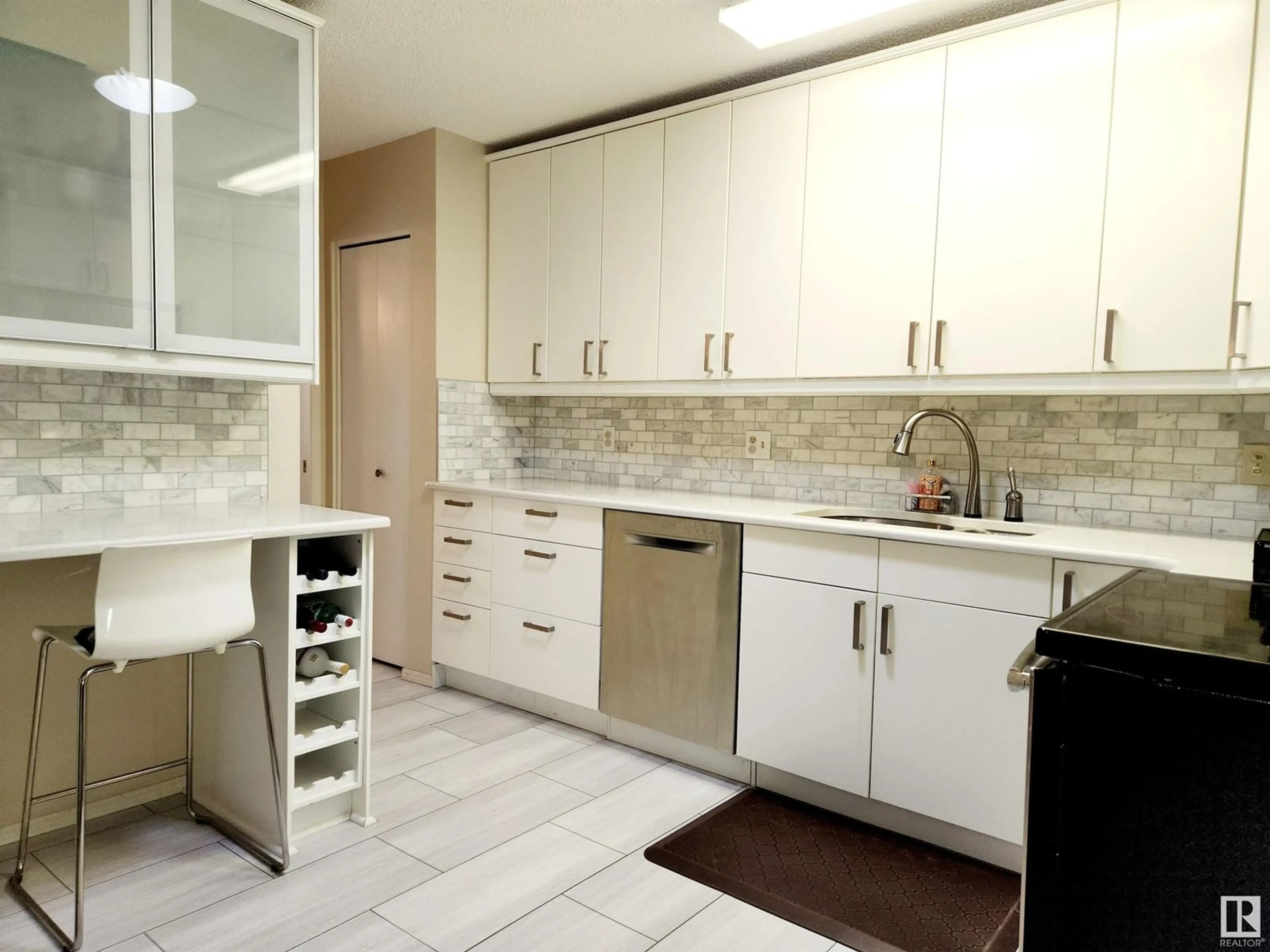 Unknown for #23 - 9375 172 ST NW, Edmonton Alberta T5T3C5