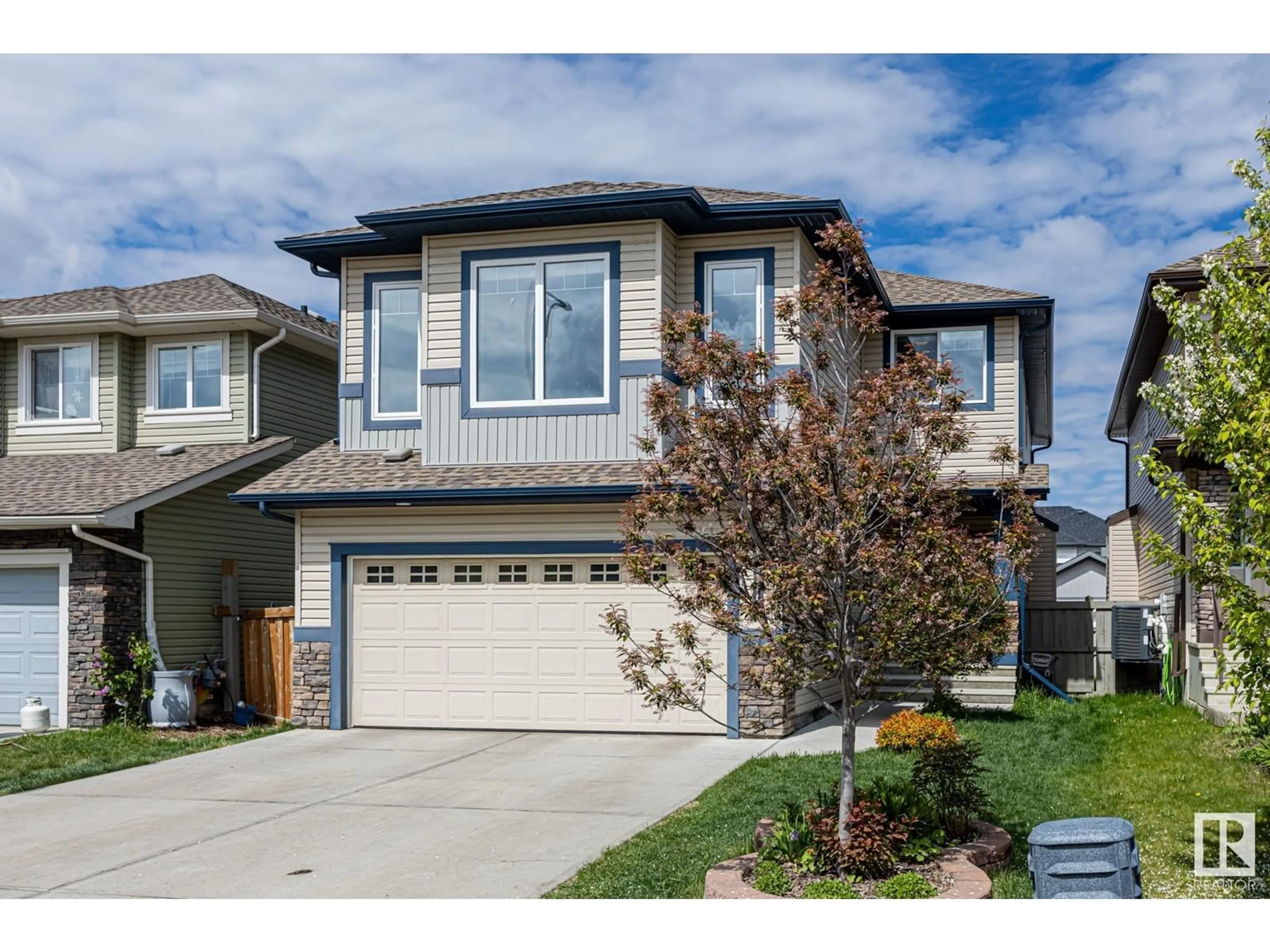 Home with vinyl exterior material, street for 3540 CLAXTON CR, Edmonton Alberta T6W0Z6
