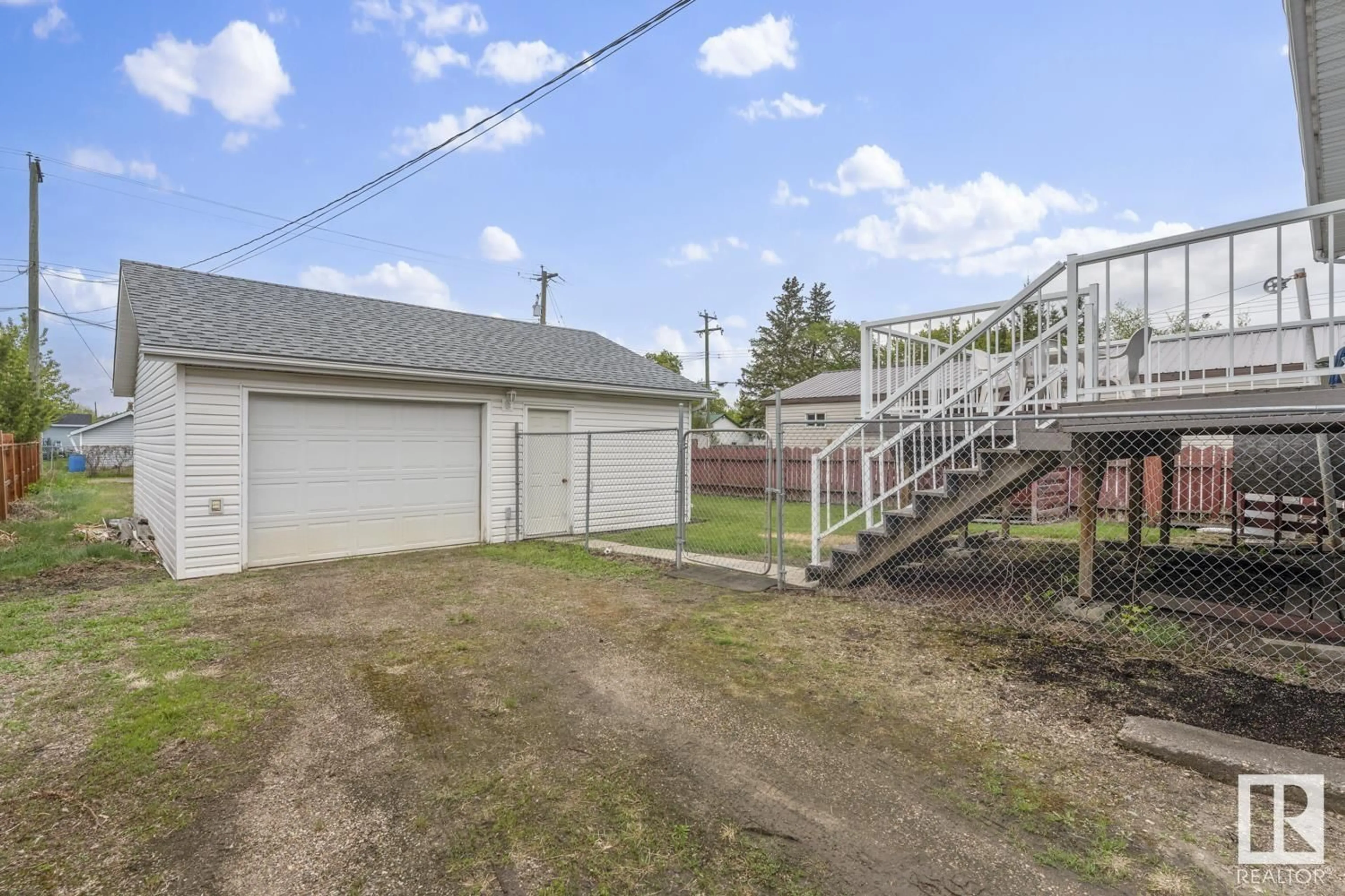 Unknown for 5009 48 AV, Fort Kent Alberta T0A1H0