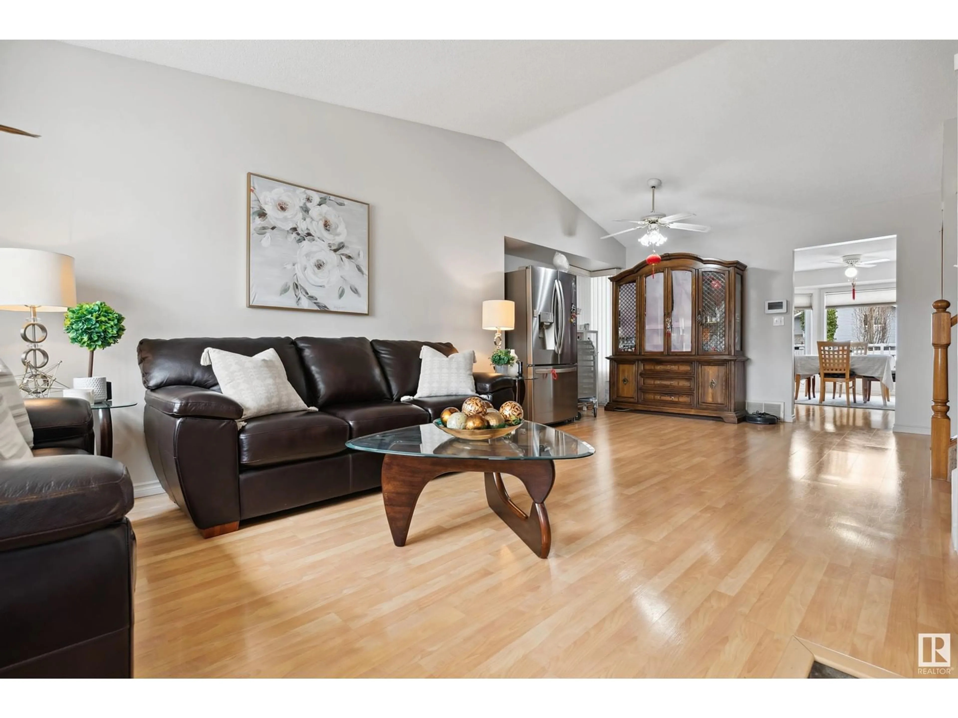 Living room with furniture, wood/laminate floor for 16 CIMMARON WY, Sherwood Park Alberta T8H1C7