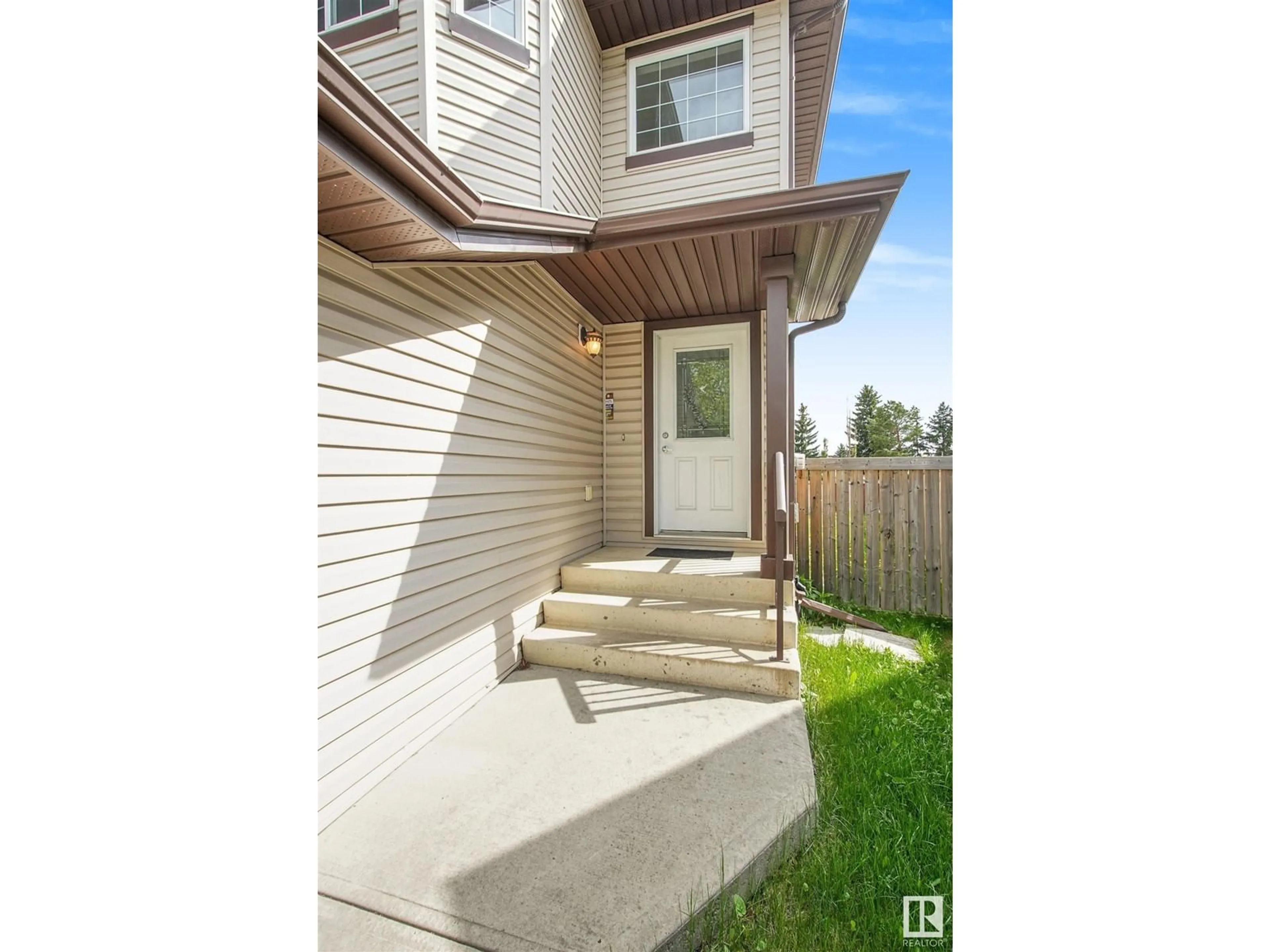 Unknown for NW - 16703 113 ST, Edmonton Alberta T5X0A8
