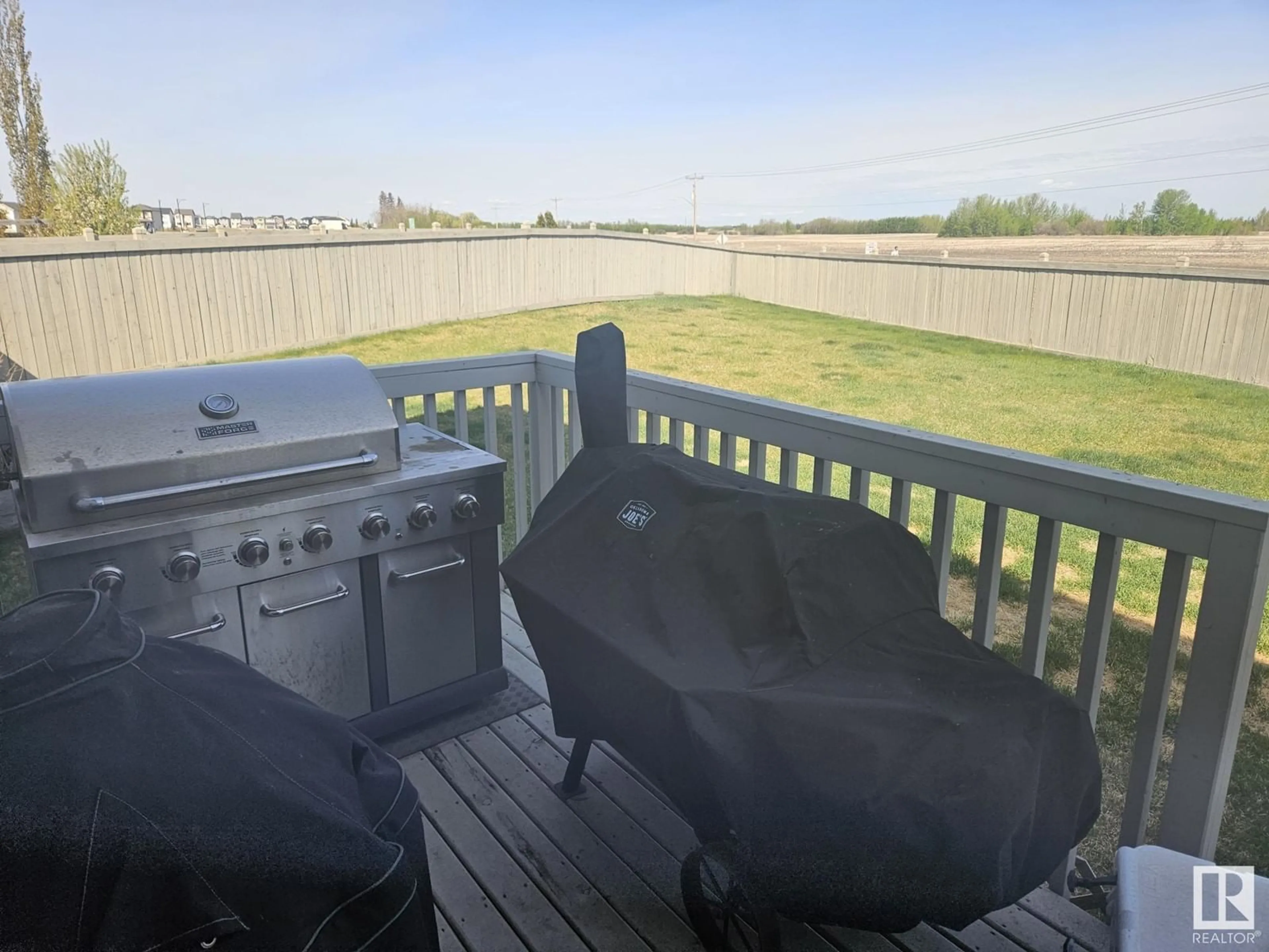 Patio, water/lake/river/ocean view for 6431 60 ST, Beaumont Alberta T4X0J3