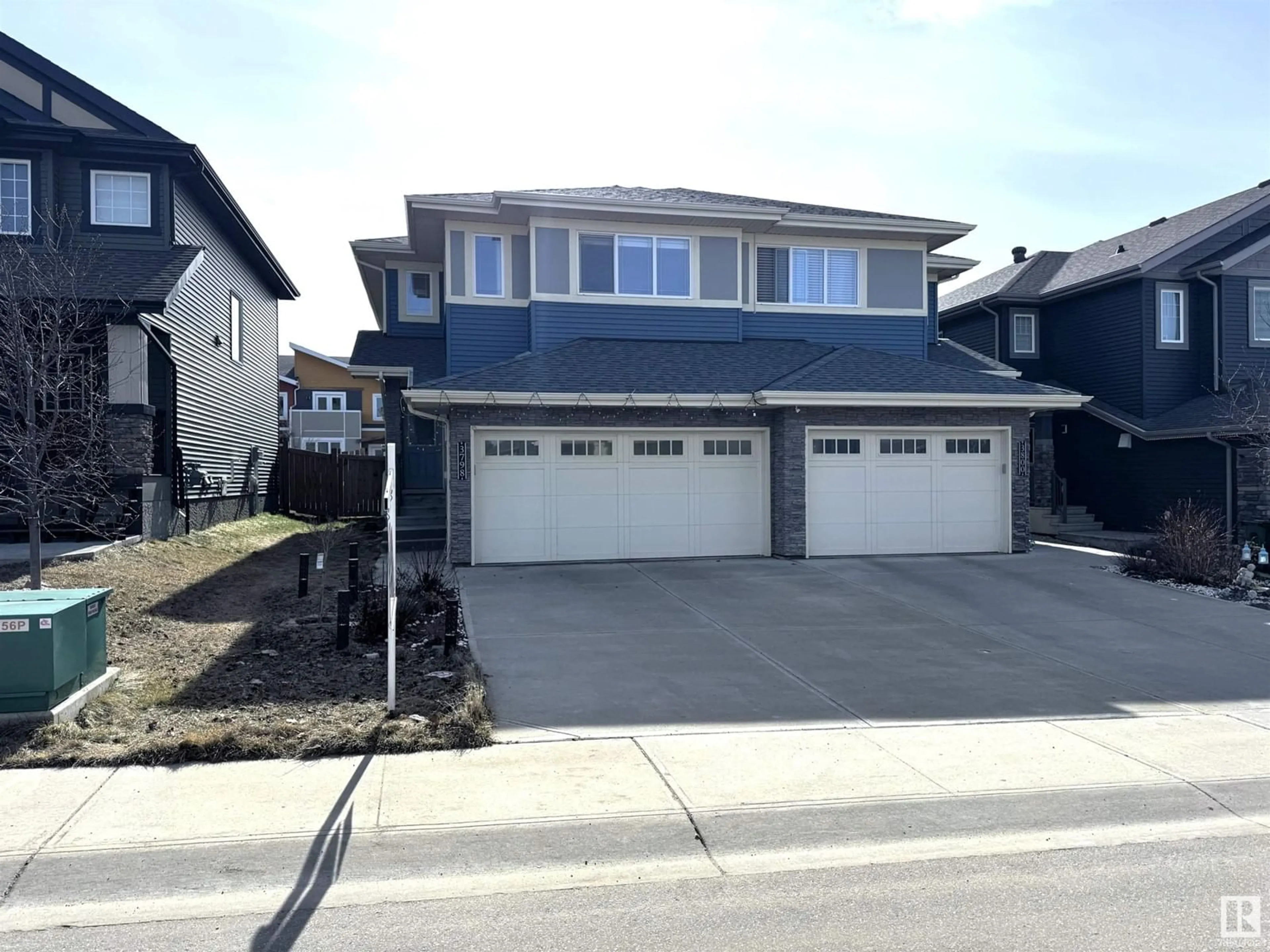Home with vinyl exterior material, street for SW - 3798 WEIDLE CR, Edmonton Alberta T6X2E3