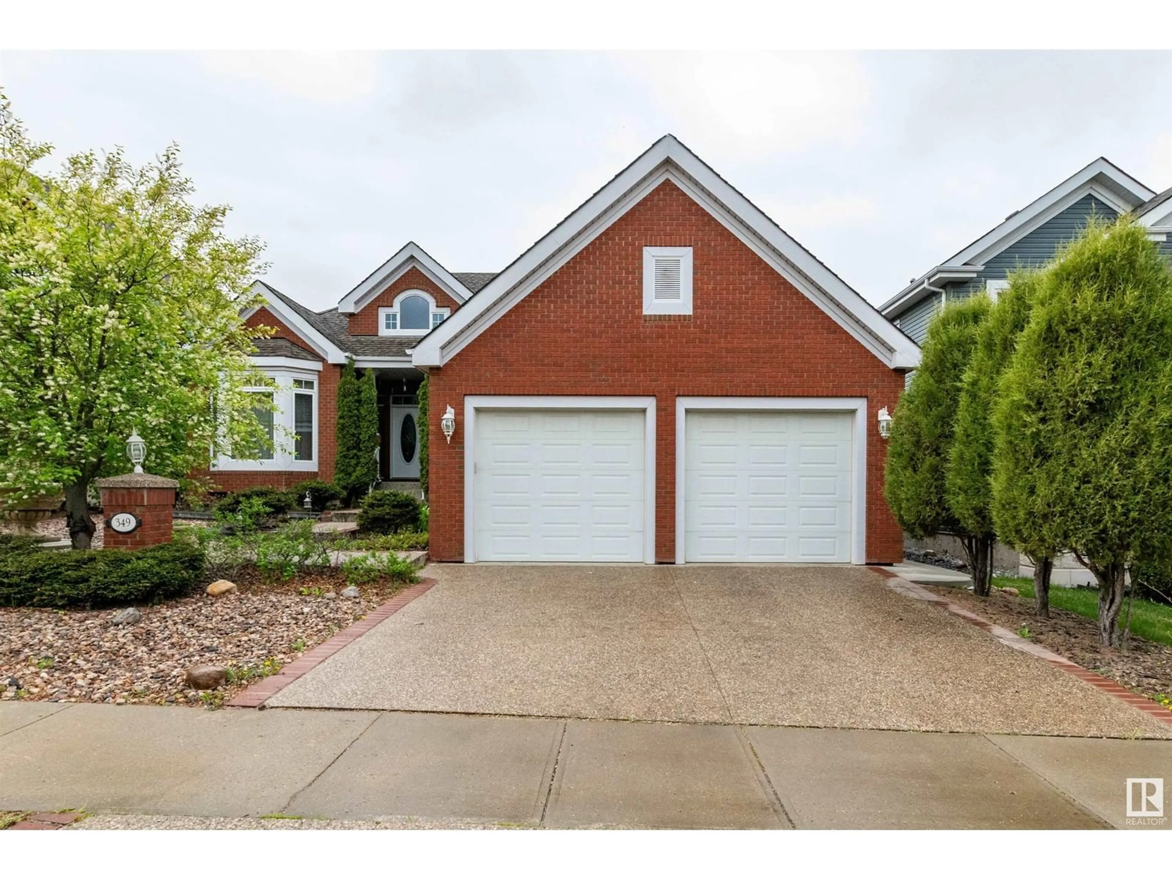 Home with brick exterior material, street for 349 SUMMERSIDE COVE CV, Edmonton Alberta T6X1B3