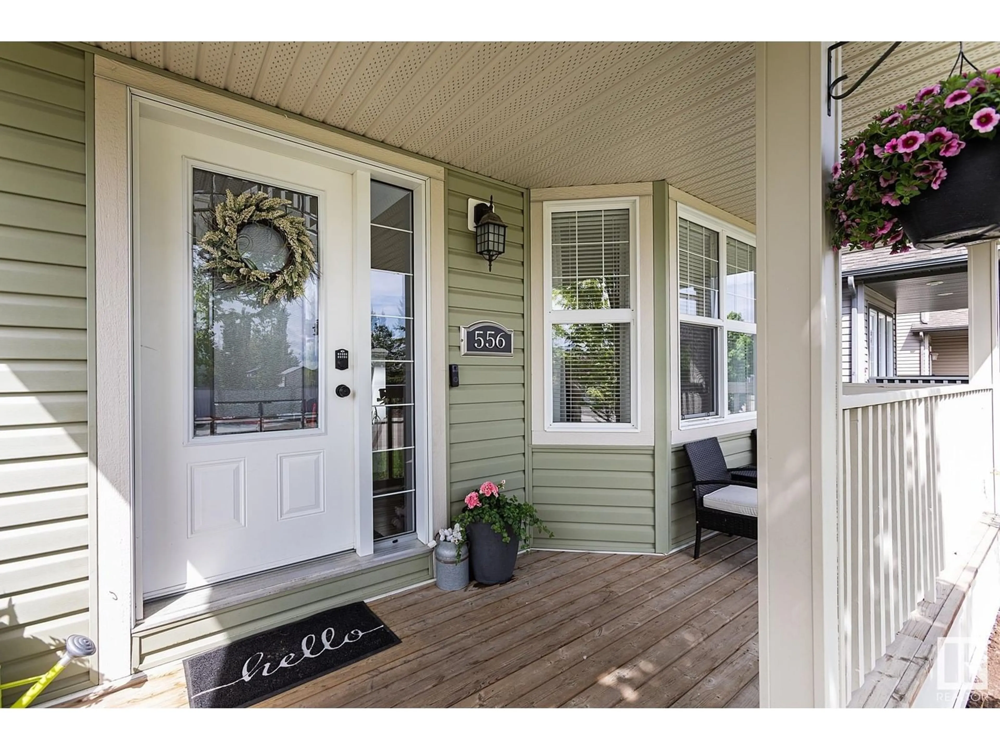 Indoor entryway for 556 STONERIDGE DR, Sherwood Park Alberta T8H0S8