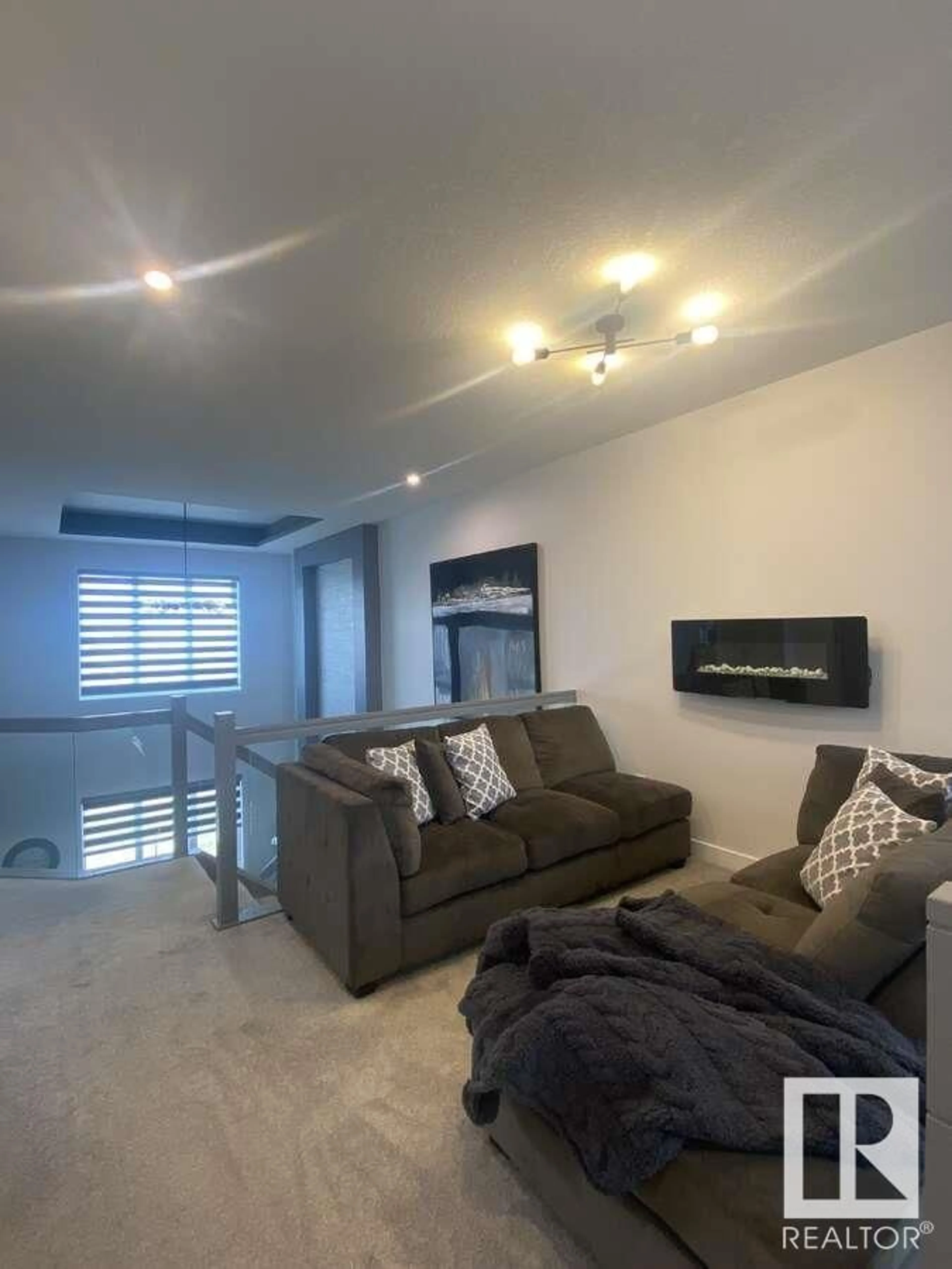 Living room with furniture, unknown for 277 SILVERSTONE CR, Stony Plain Alberta T7Z0E8