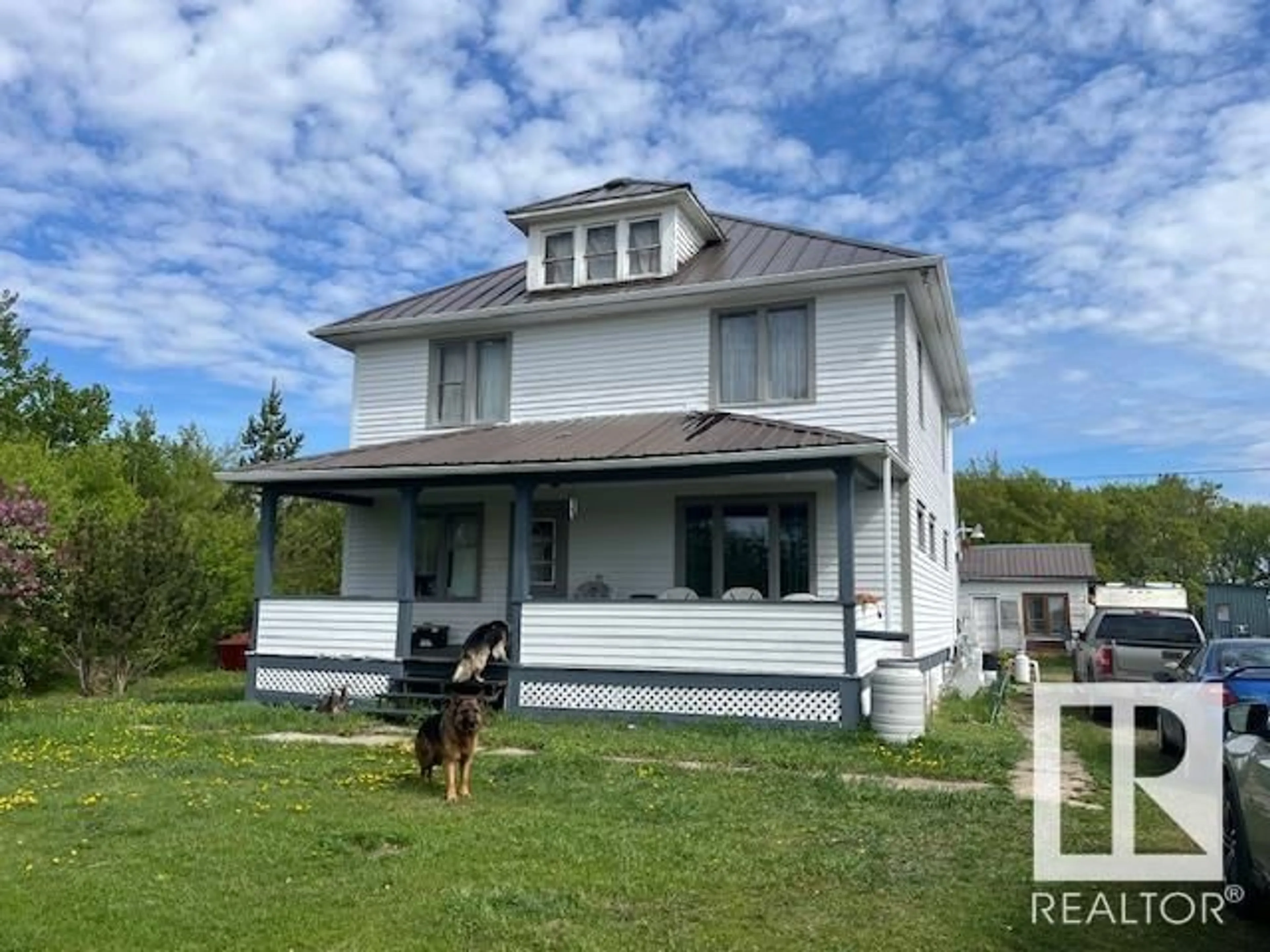 A pic from outside/outdoor area/front of a property/back of a property/a pic from drone, building for 172032 TWP 552, Rural Lamont County Alberta T0B2C0