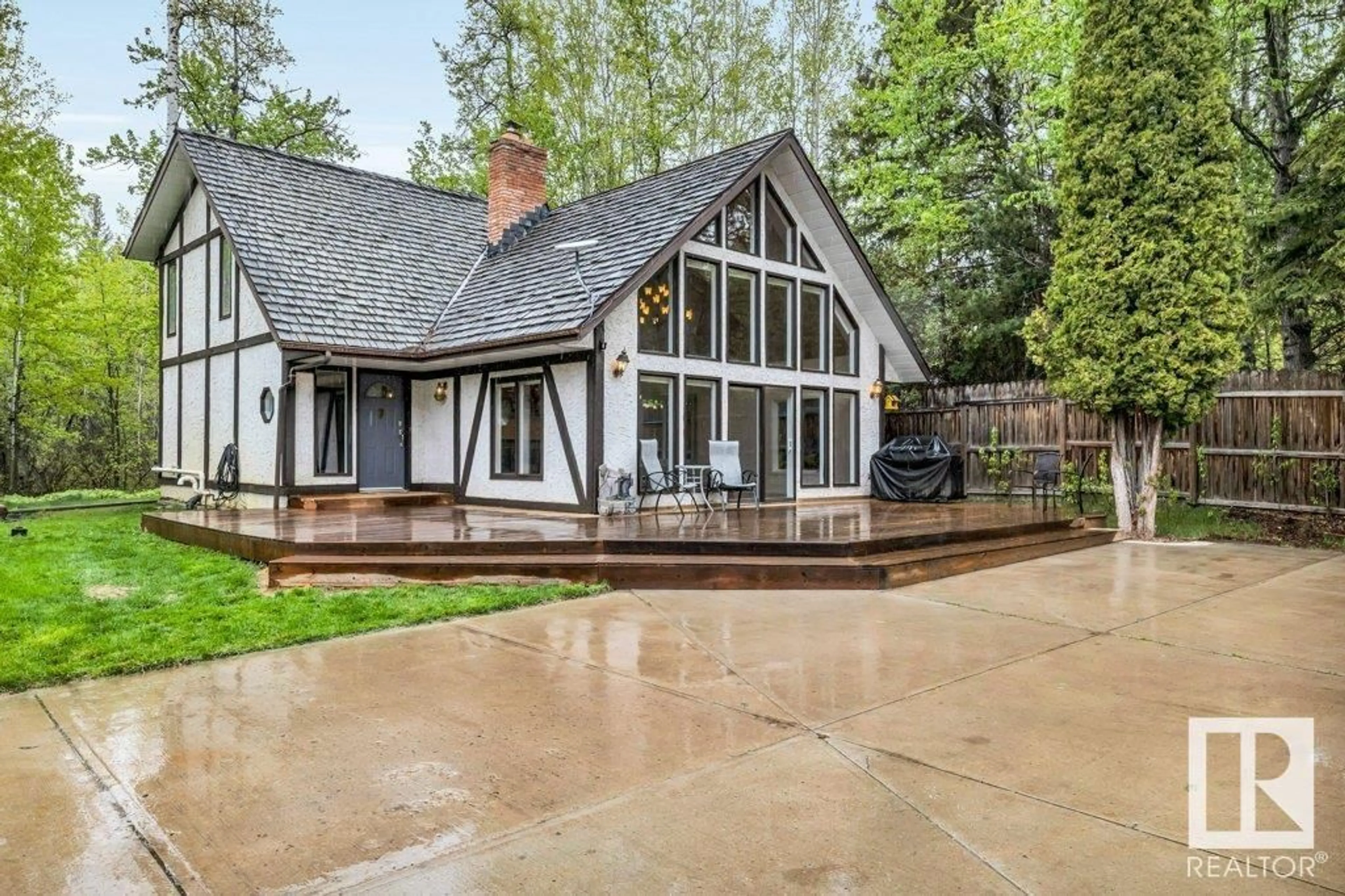 Patio, unknown for 1802 HIGHLAND RD, Rural Wetaskiwin County Alberta T0C2C0