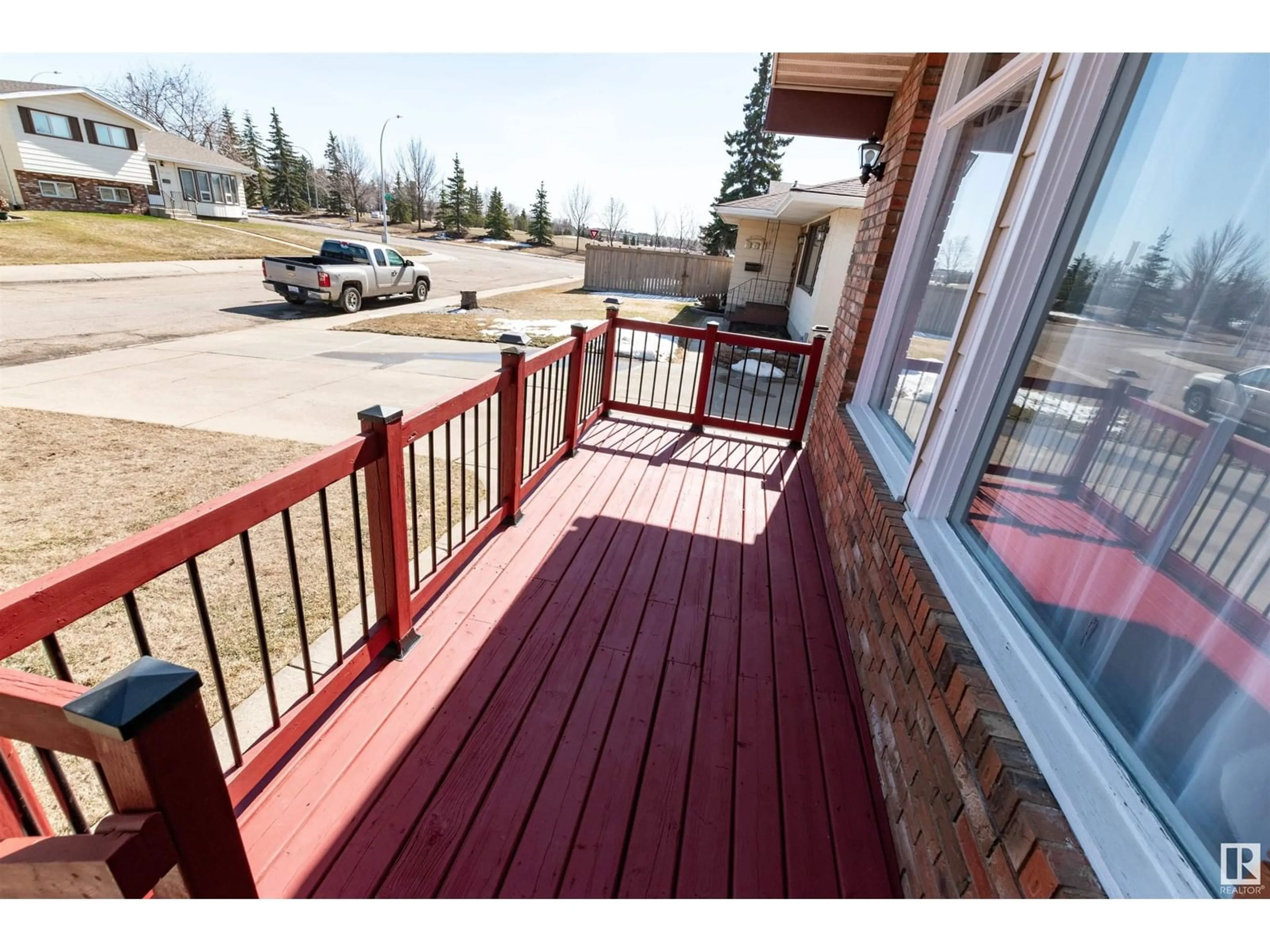 Patio, street for NW - 15712 114 ST, Edmonton Alberta T5X2M1
