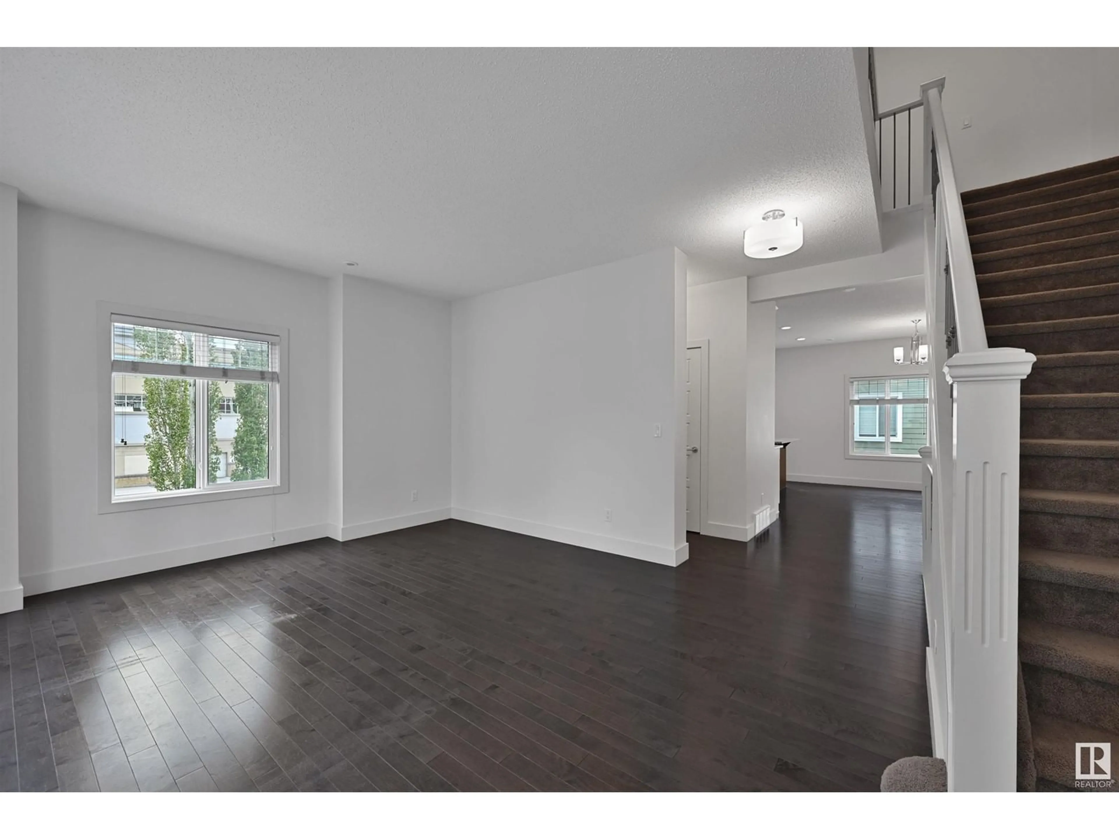 A pic of a room for #41 - 2003 RABBIT HILL RD, Edmonton Alberta T6R0R7