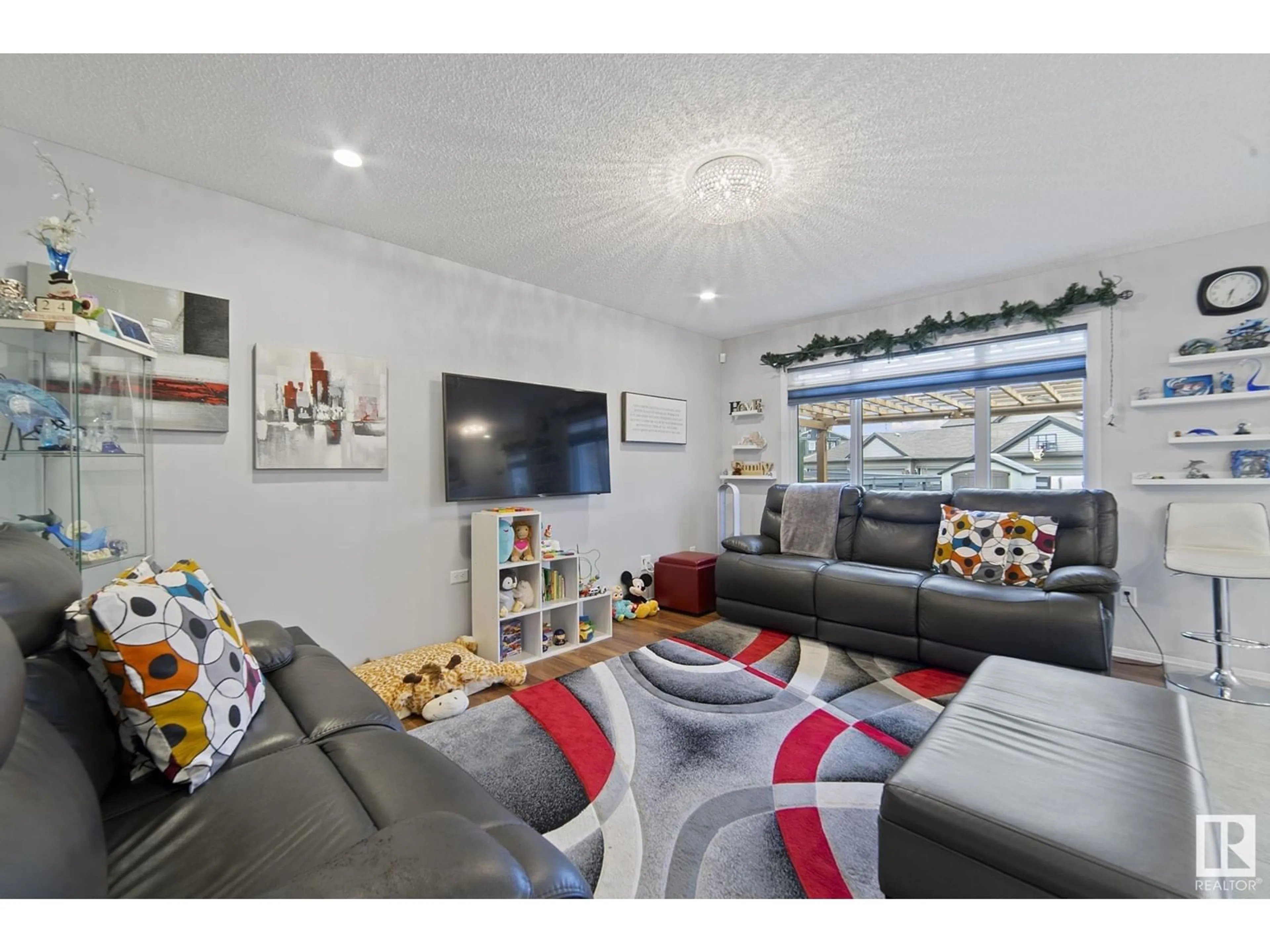 Living room with furniture, unknown for 1218 DANIELS CR, Edmonton Alberta T6W3V7
