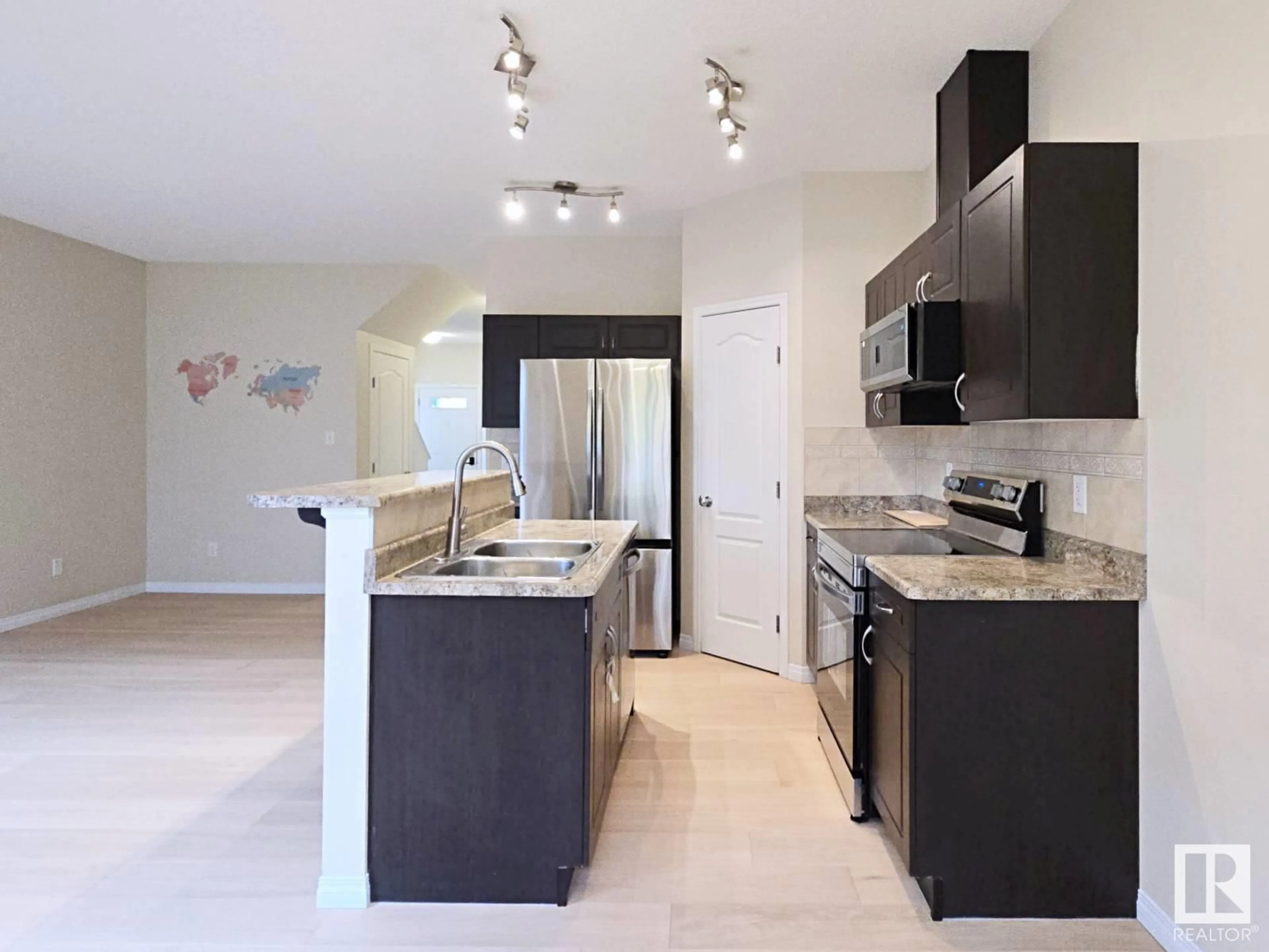 Open concept kitchen, ceramic/tile floor for 1826 RUTHERFORD RD, Edmonton Alberta T6W0Z8