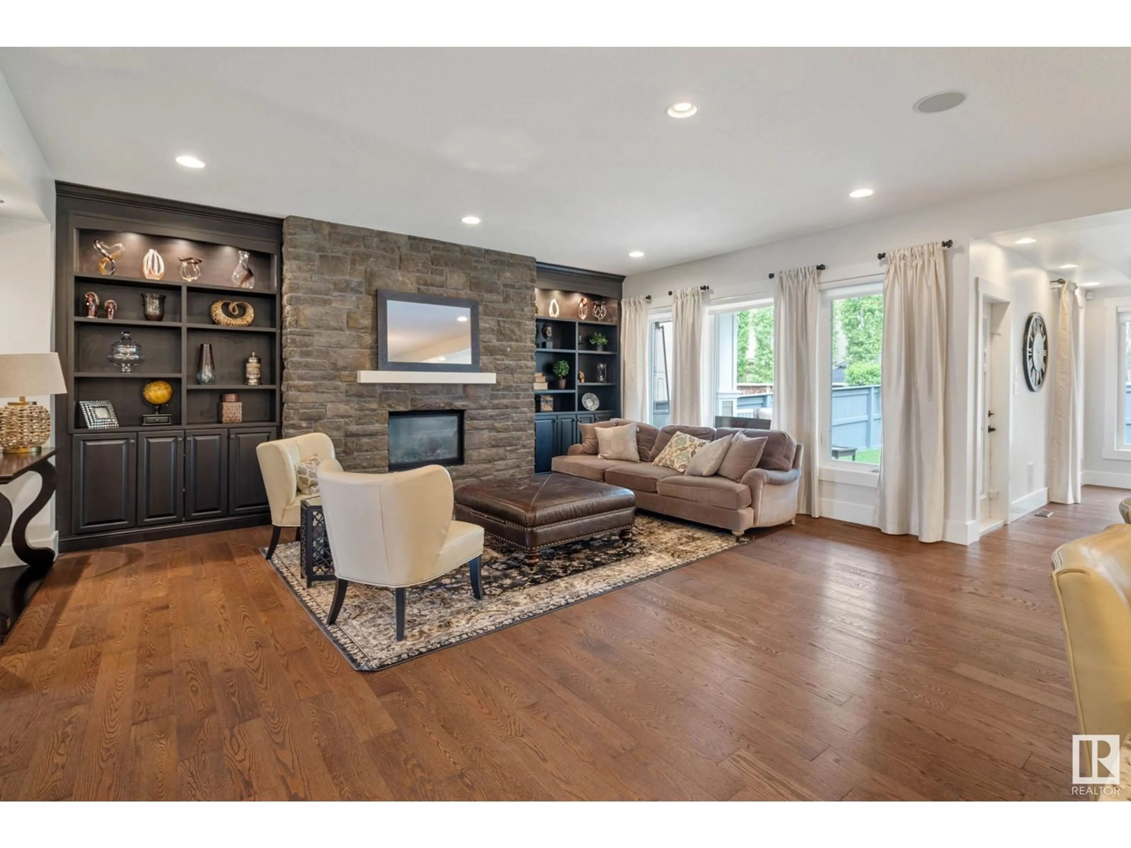 Living room with furniture, unknown for 5212 MULLEN CREST CT, Edmonton Alberta T6R0R2