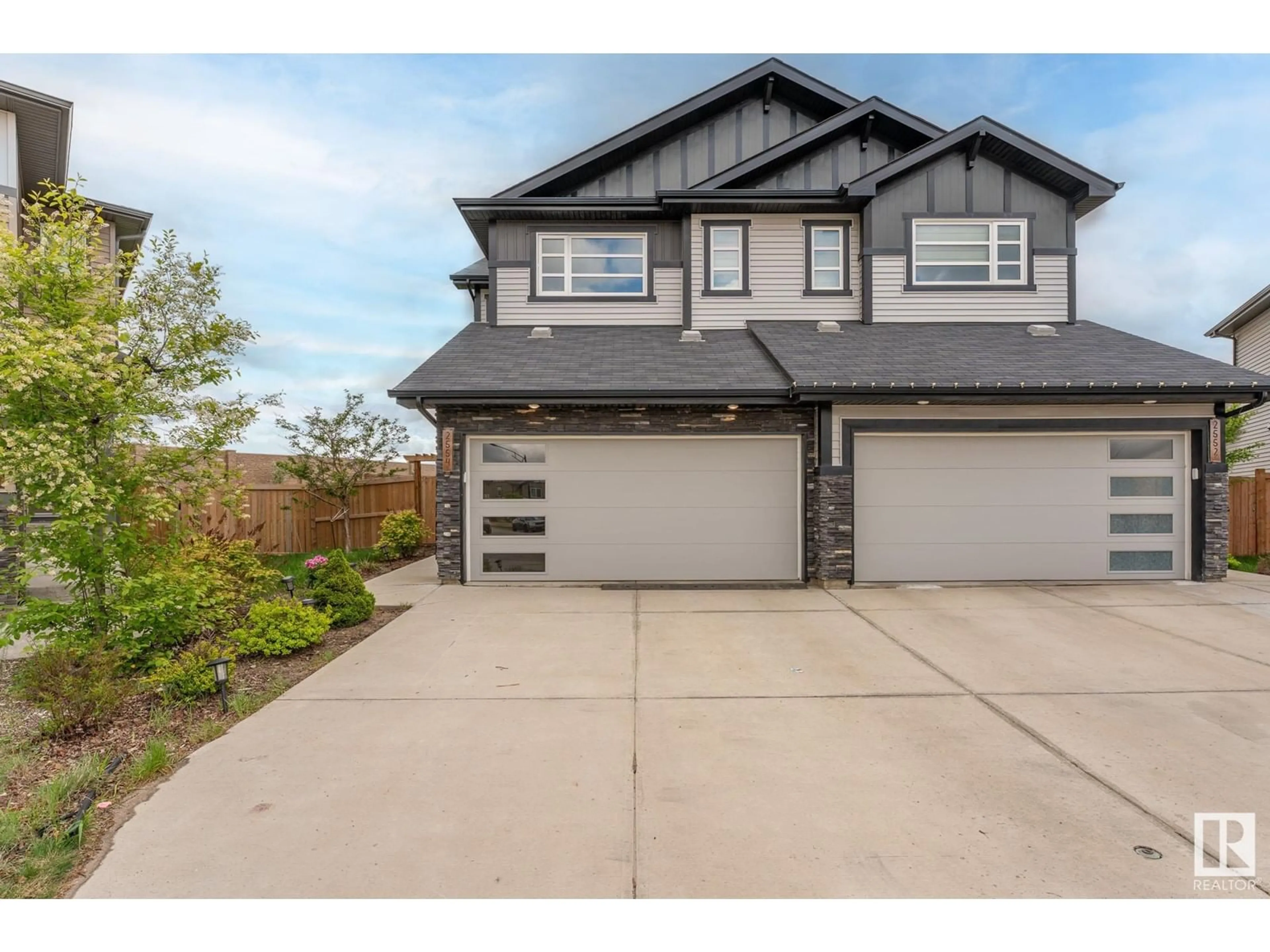 Unknown for 2554 CASEY WY, Edmonton Alberta T6W3N2
