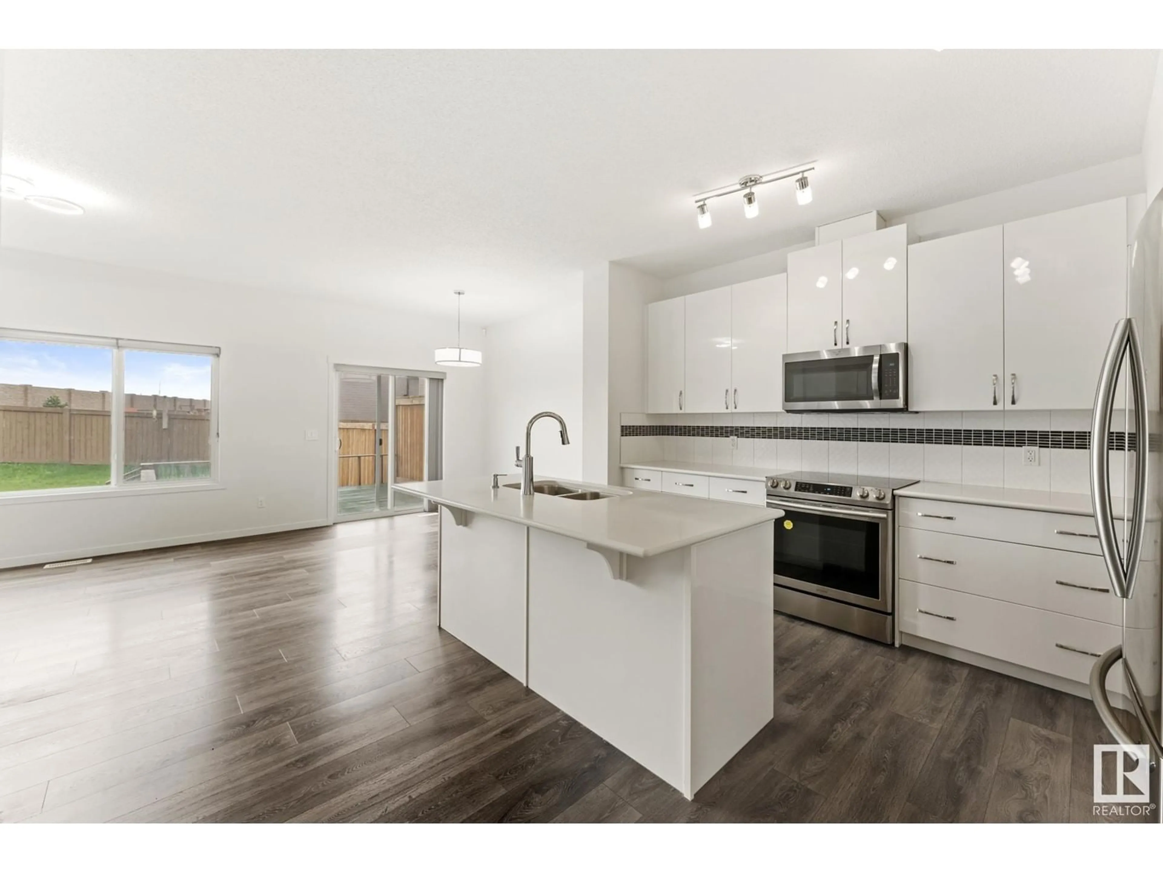 Open concept kitchen, unknown for 2554 CASEY WY, Edmonton Alberta T6W3N2