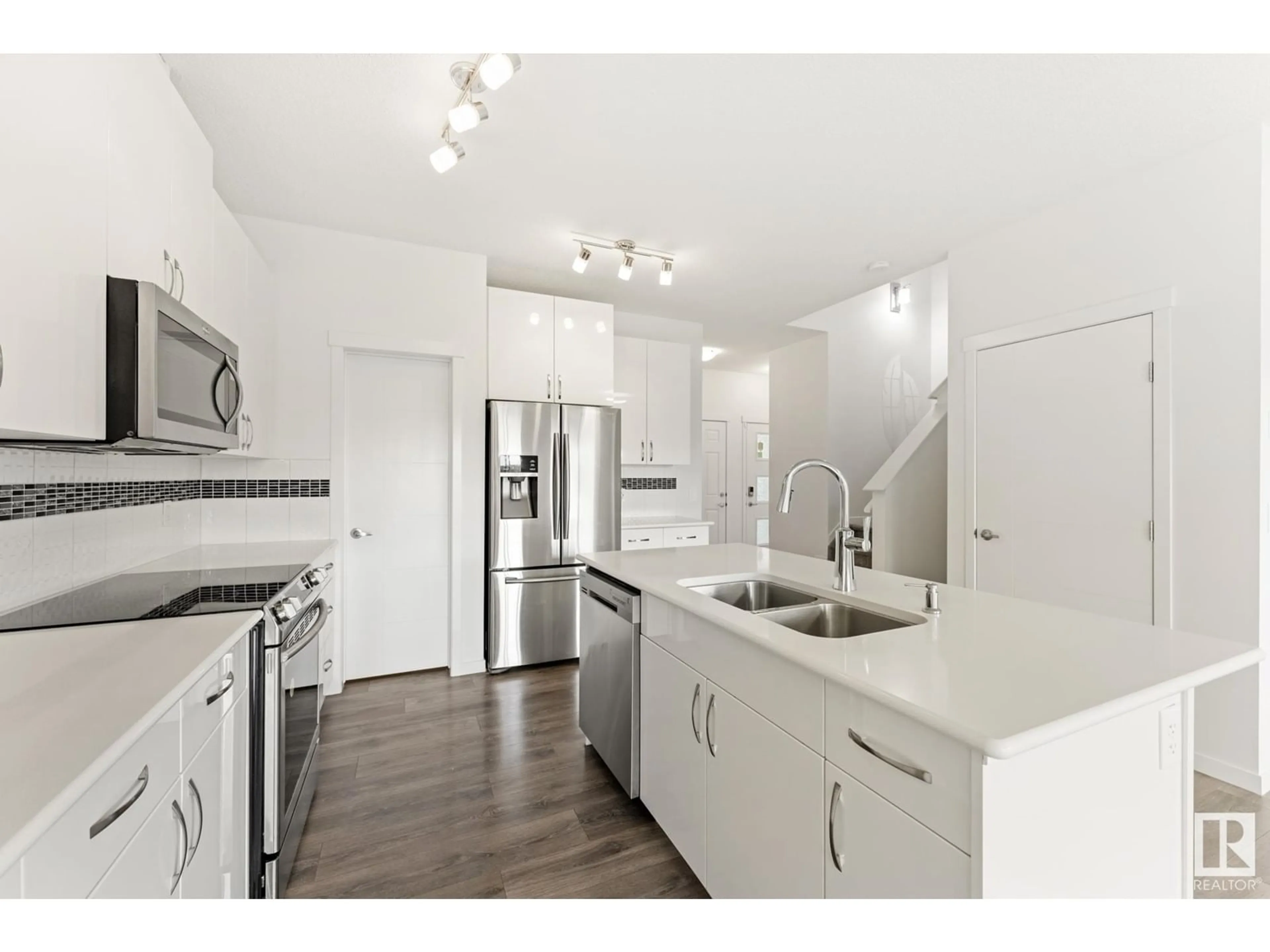 Open concept kitchen, unknown for 2554 CASEY WY, Edmonton Alberta T6W3N2