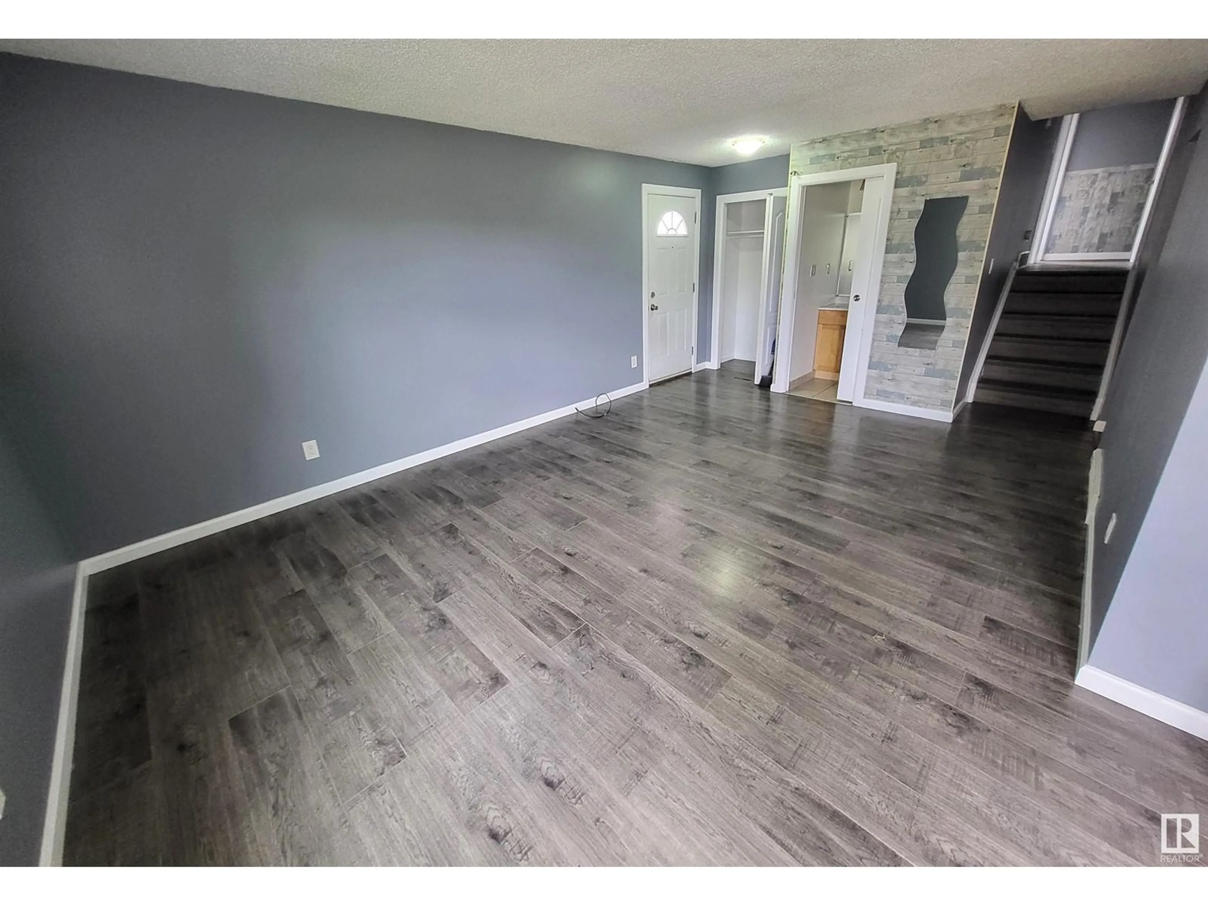 A pic of a room for NW - 1641 LAKEWOOD W, Edmonton Alberta T6K2V8