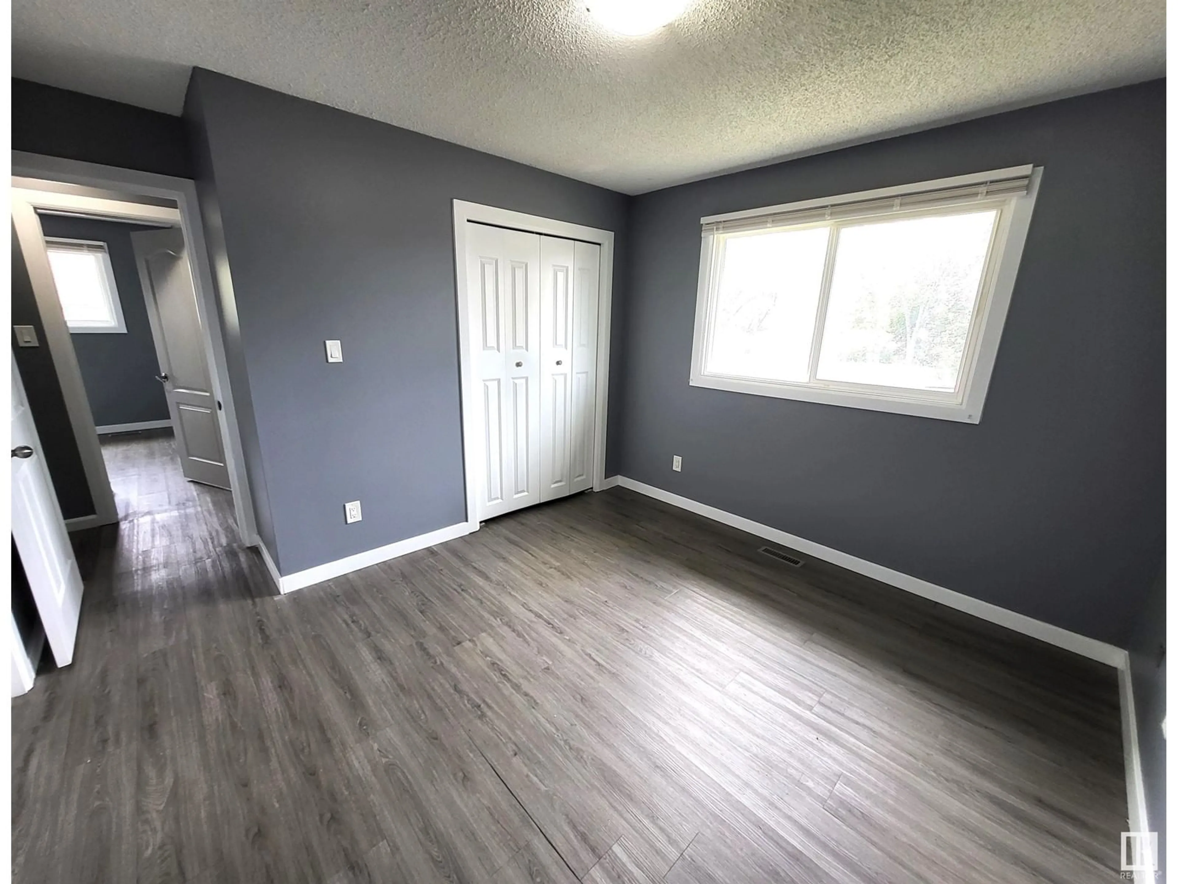 A pic of a room for NW - 1641 LAKEWOOD W, Edmonton Alberta T6K2V8