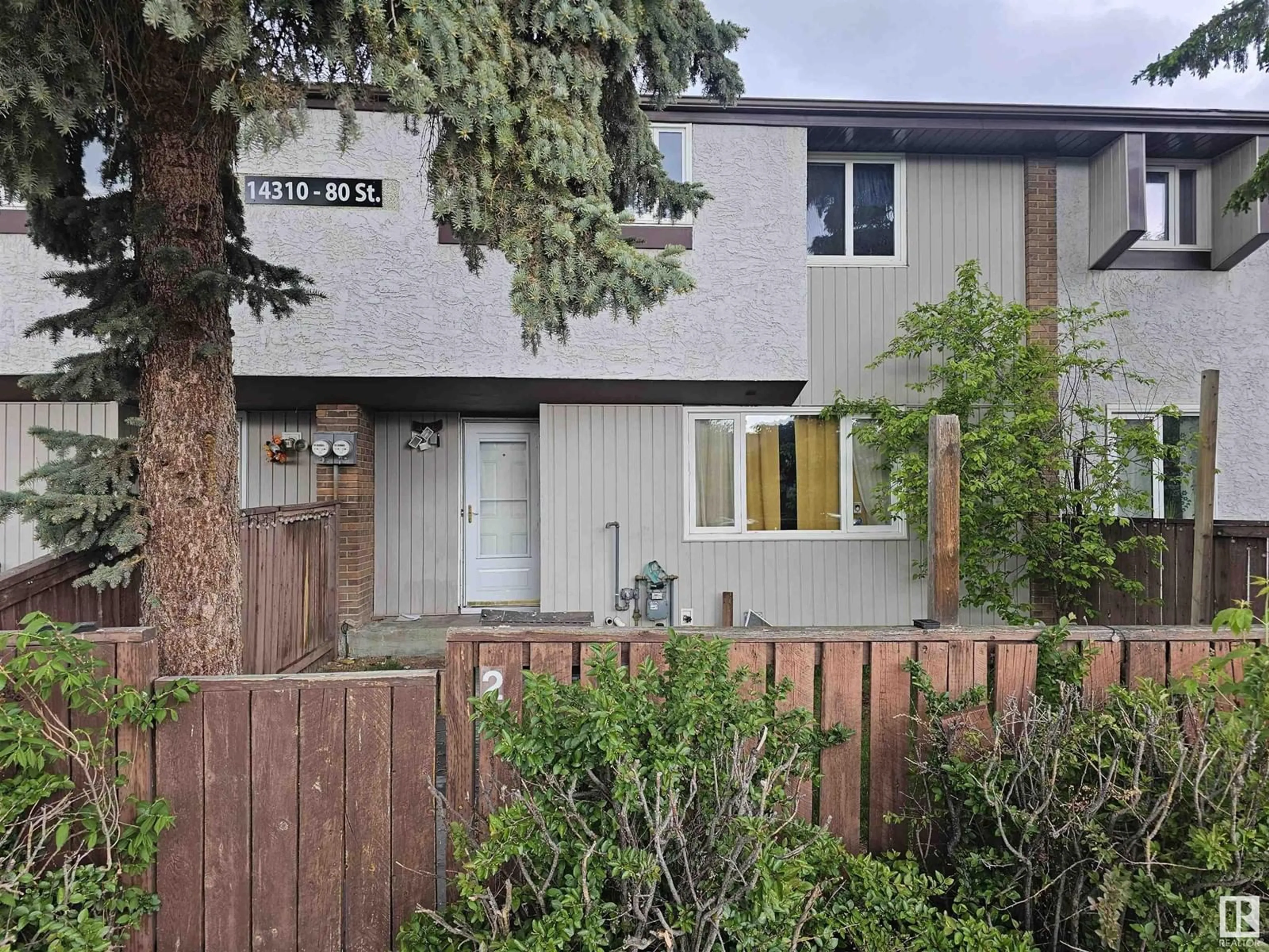 A pic from outside/outdoor area/front of a property/back of a property/a pic from drone, street for #2 - 14310 80 ST, Edmonton Alberta T5C1L6