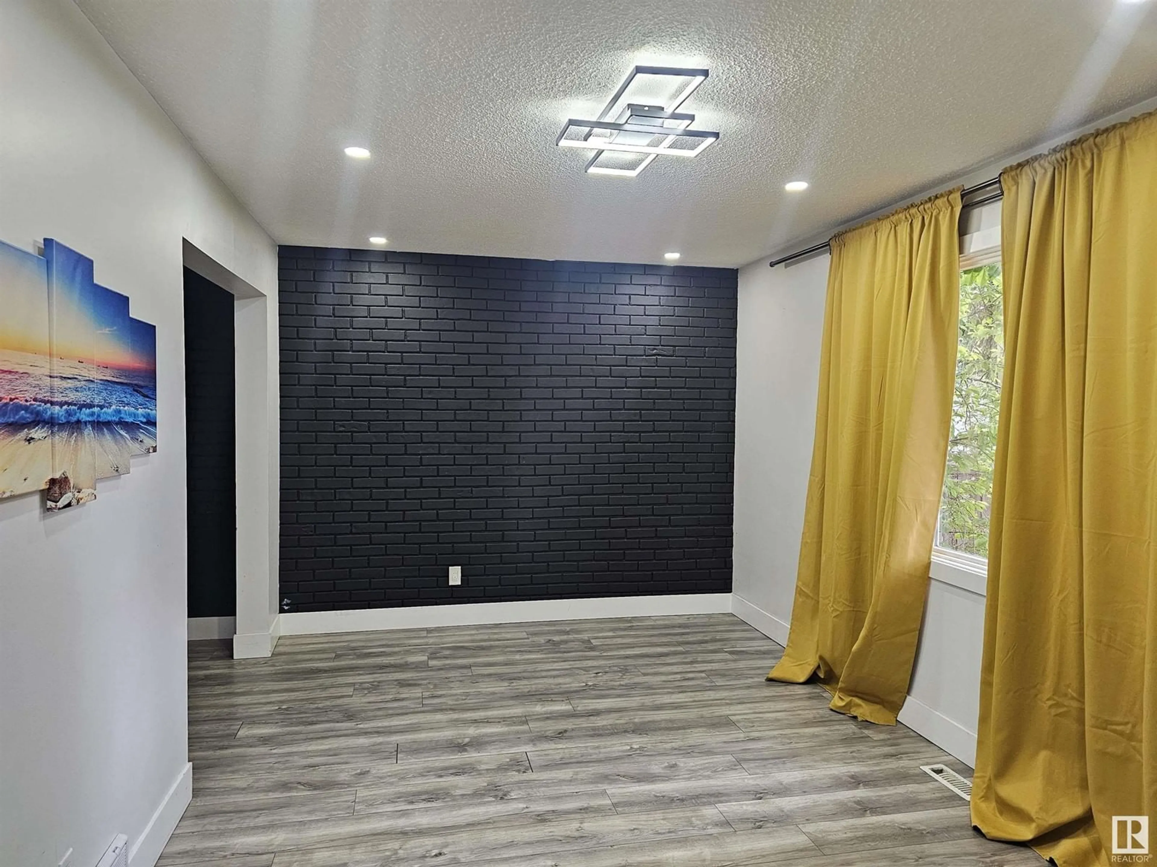 Unknown for #2 - 14310 80 ST, Edmonton Alberta T5C1L6