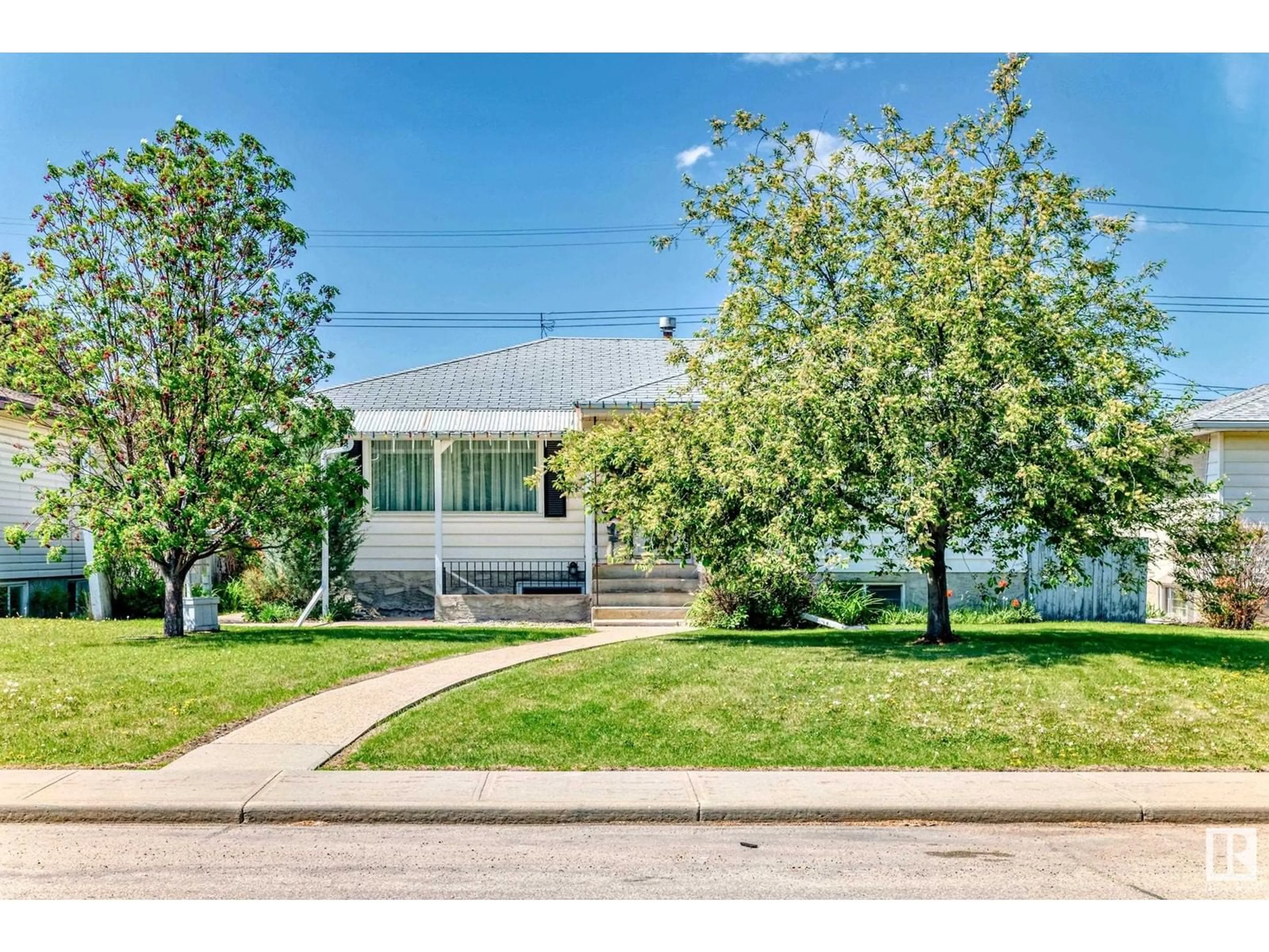 Unknown for 13540 119 ST, Edmonton Alberta T5E5N2