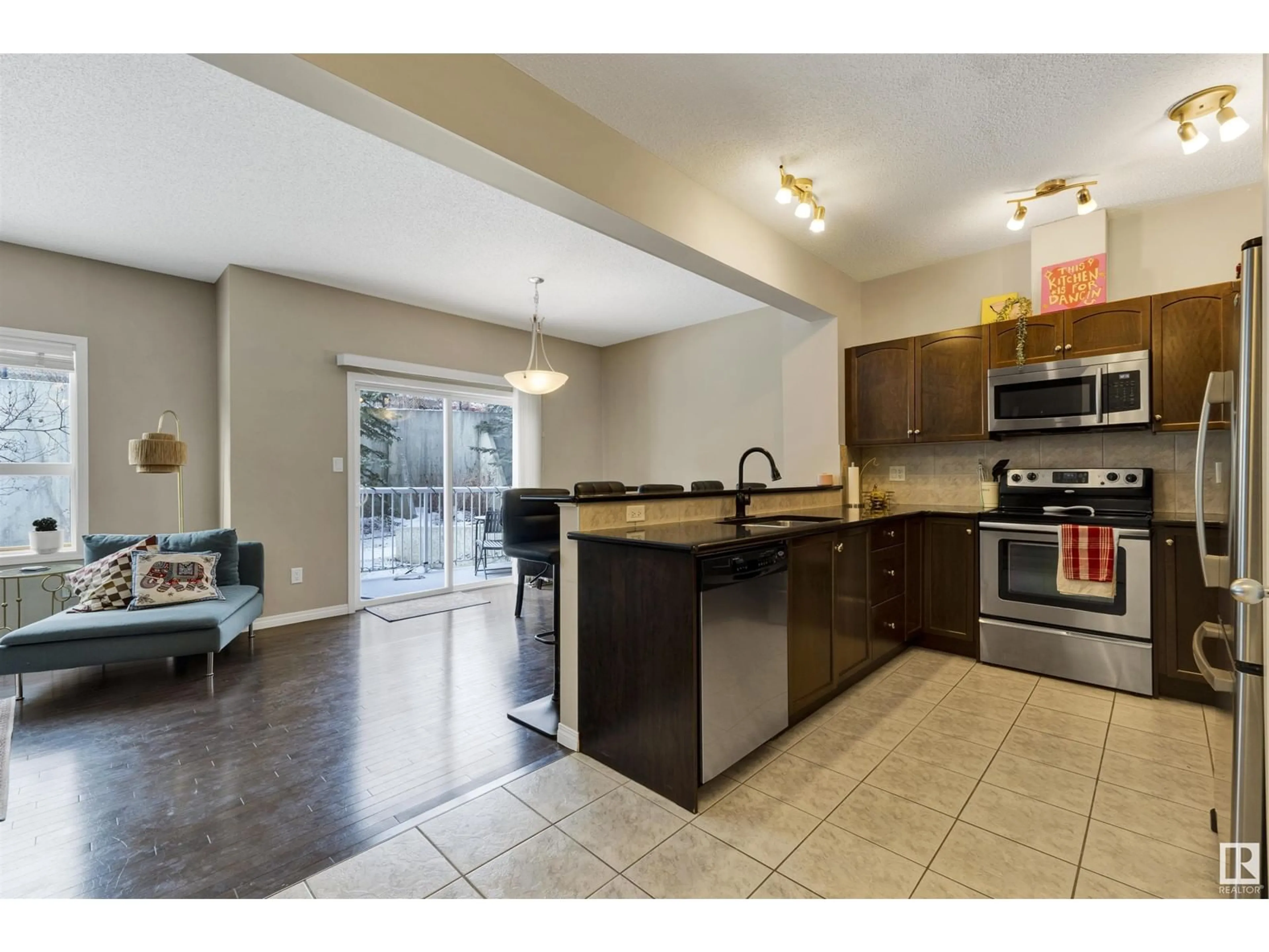 Open concept kitchen, ceramic/tile floor for 30 OAK VISTA DR, St. Albert Alberta T8N3T1