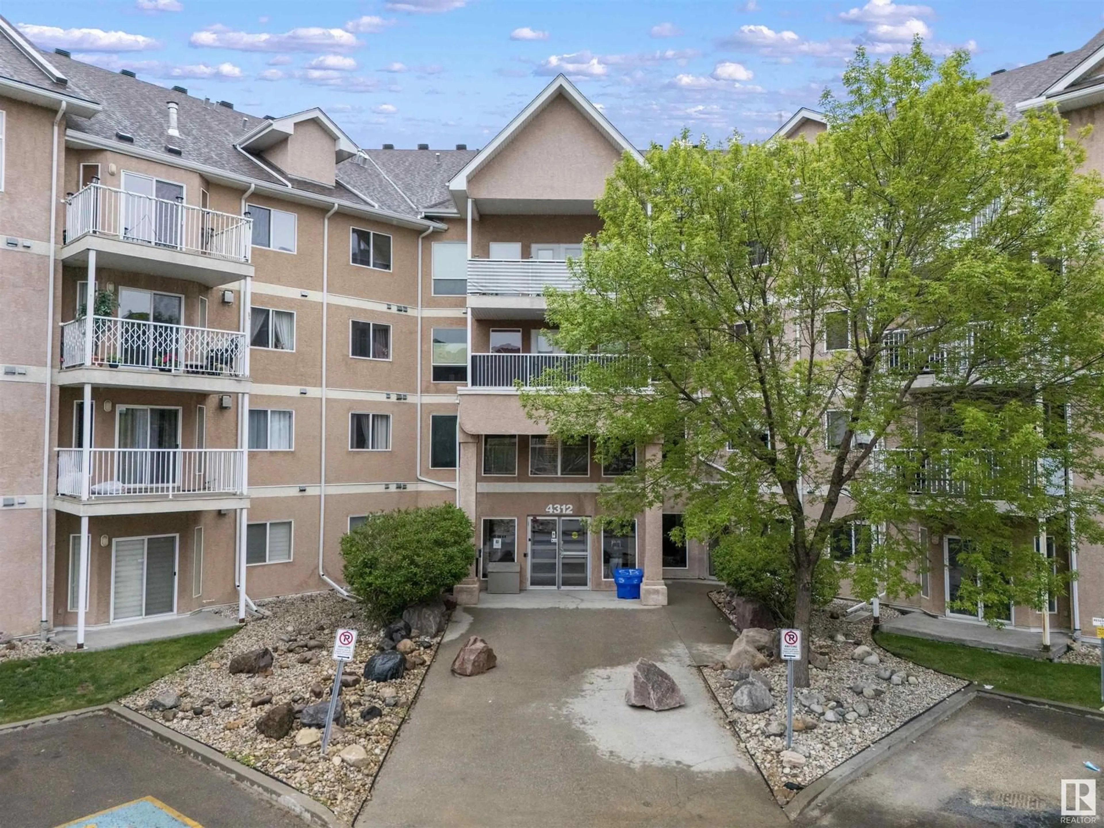 A pic from outside/outdoor area/front of a property/back of a property/a pic from drone, unknown for #310 - 4312 139 AV, Edmonton Alberta T5Y3J4