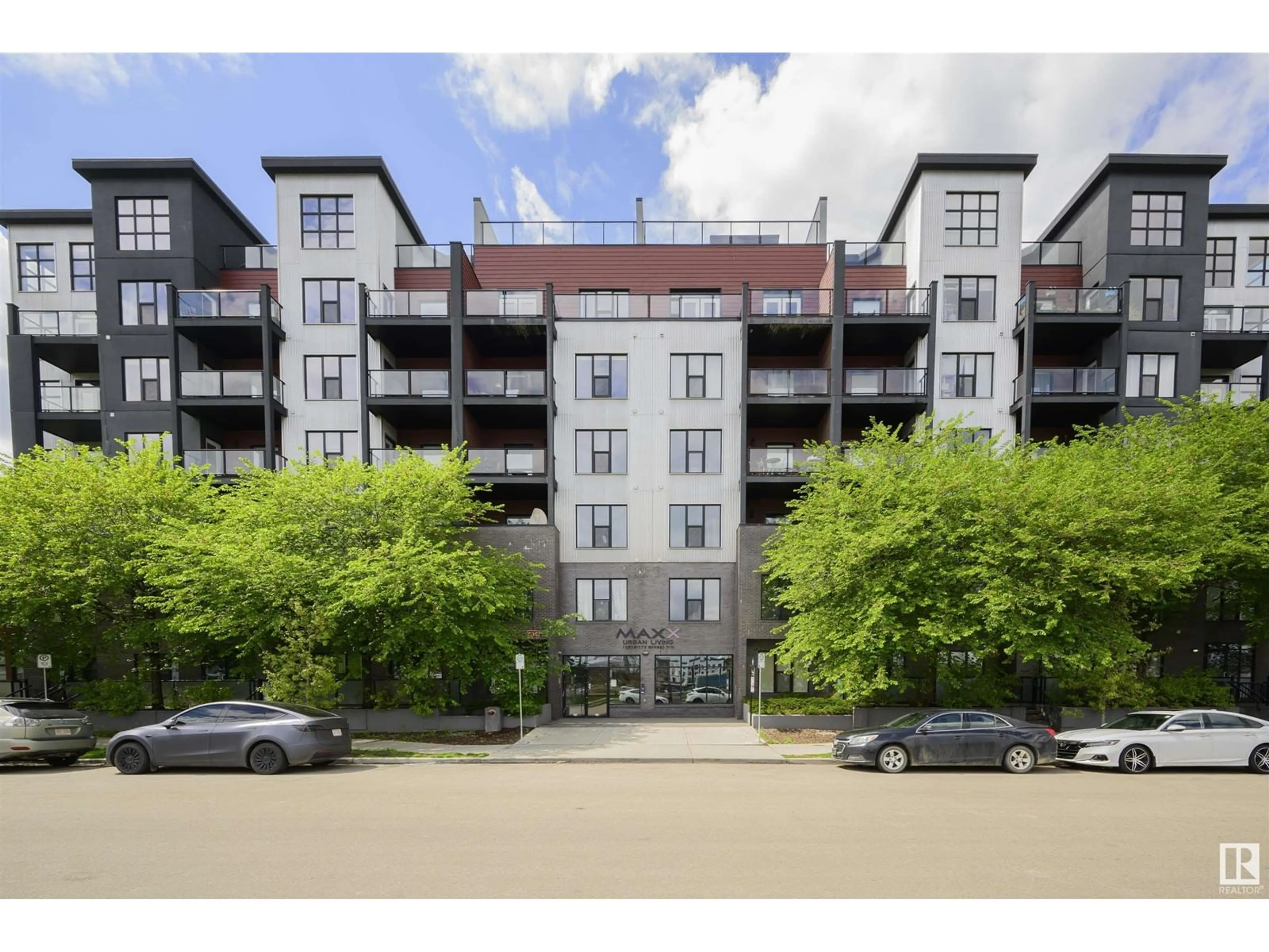 Unknown for #302 - 10518 113 ST, Edmonton Alberta T5H0C6