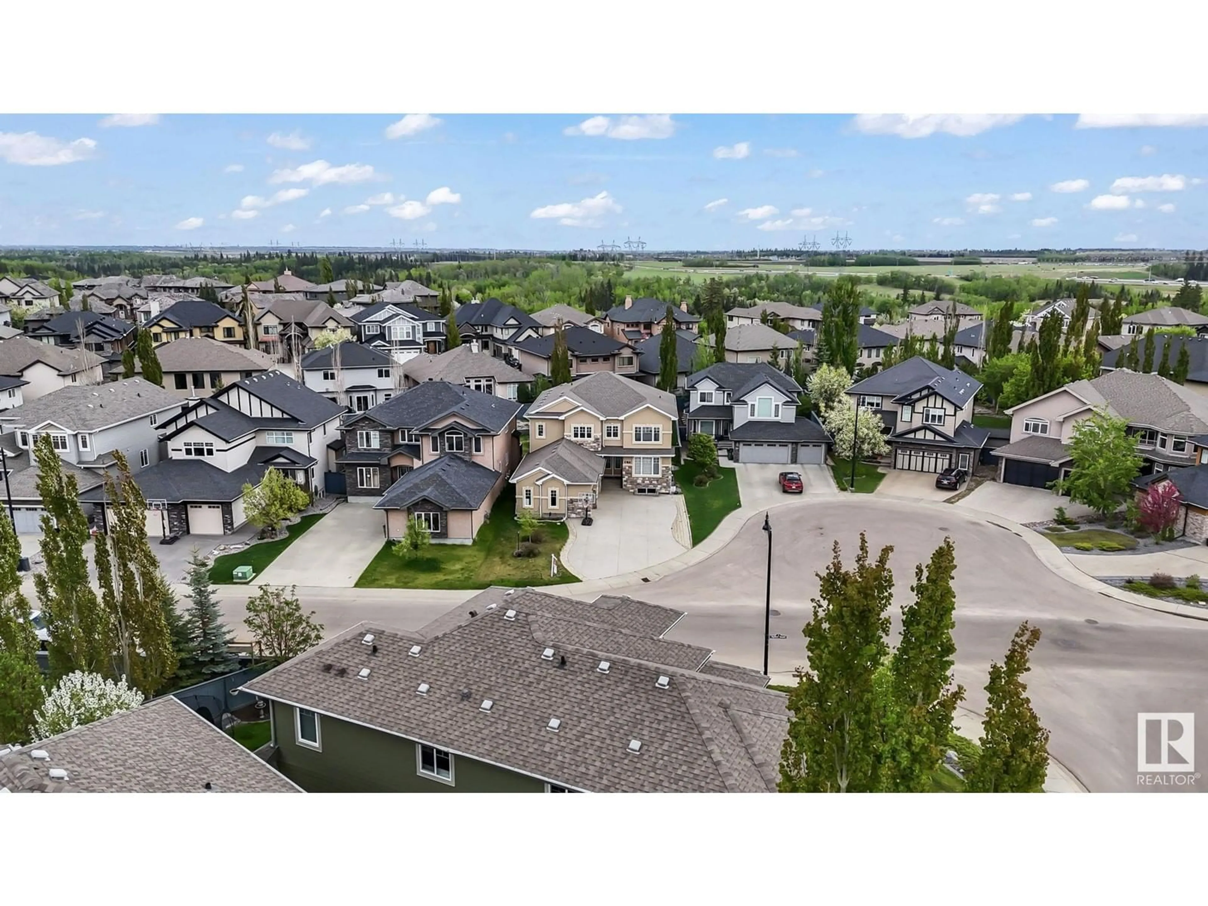 A pic from outside/outdoor area/front of a property/back of a property/a pic from drone, street for 5169 MULLEN RD, Edmonton Alberta T6R0R2