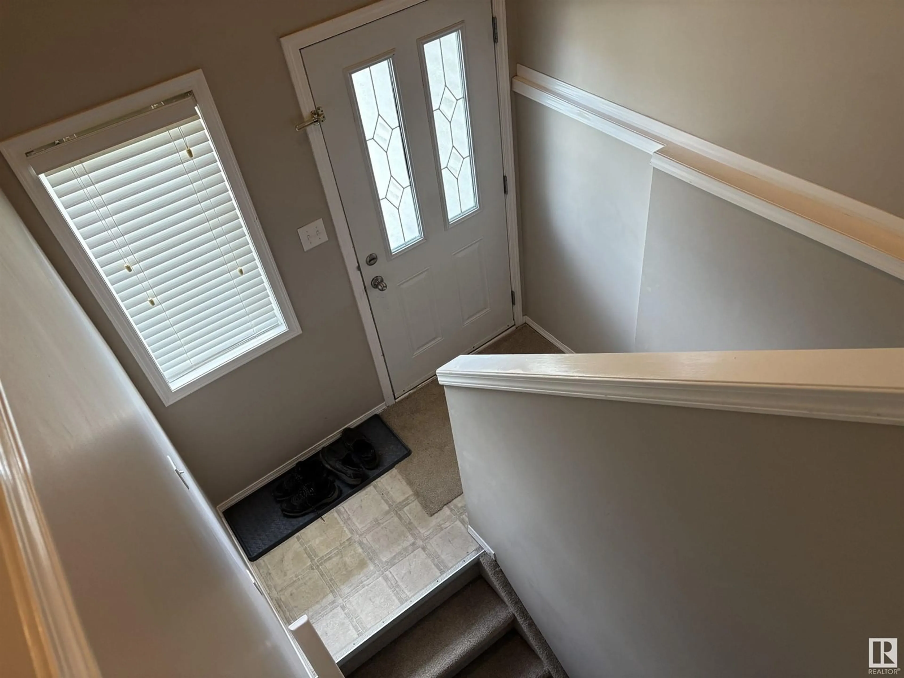 Indoor entryway for D - 4716 49 ST, Cold Lake Alberta T9M1Y4