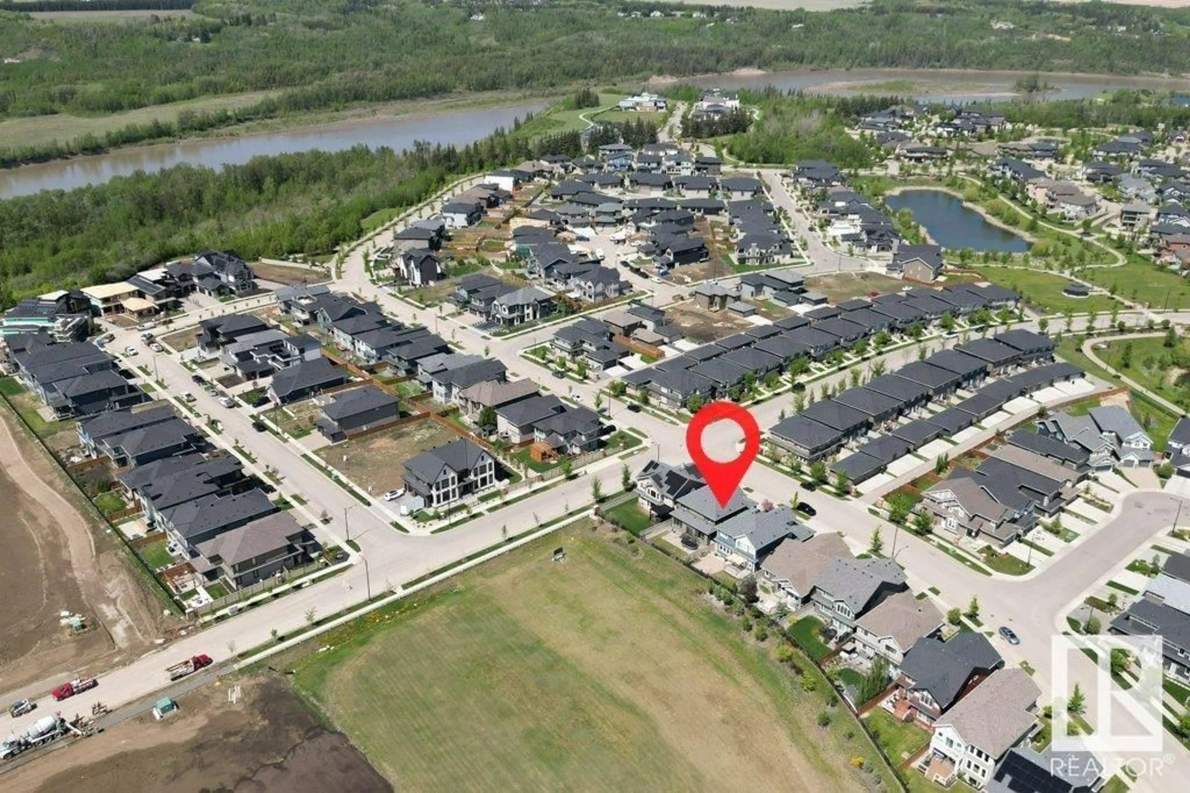 A pic from outside/outdoor area/front of a property/back of a property/a pic from drone, water/lake/river/ocean view for 3532 KESWICK BV, Edmonton Alberta T6W0S5