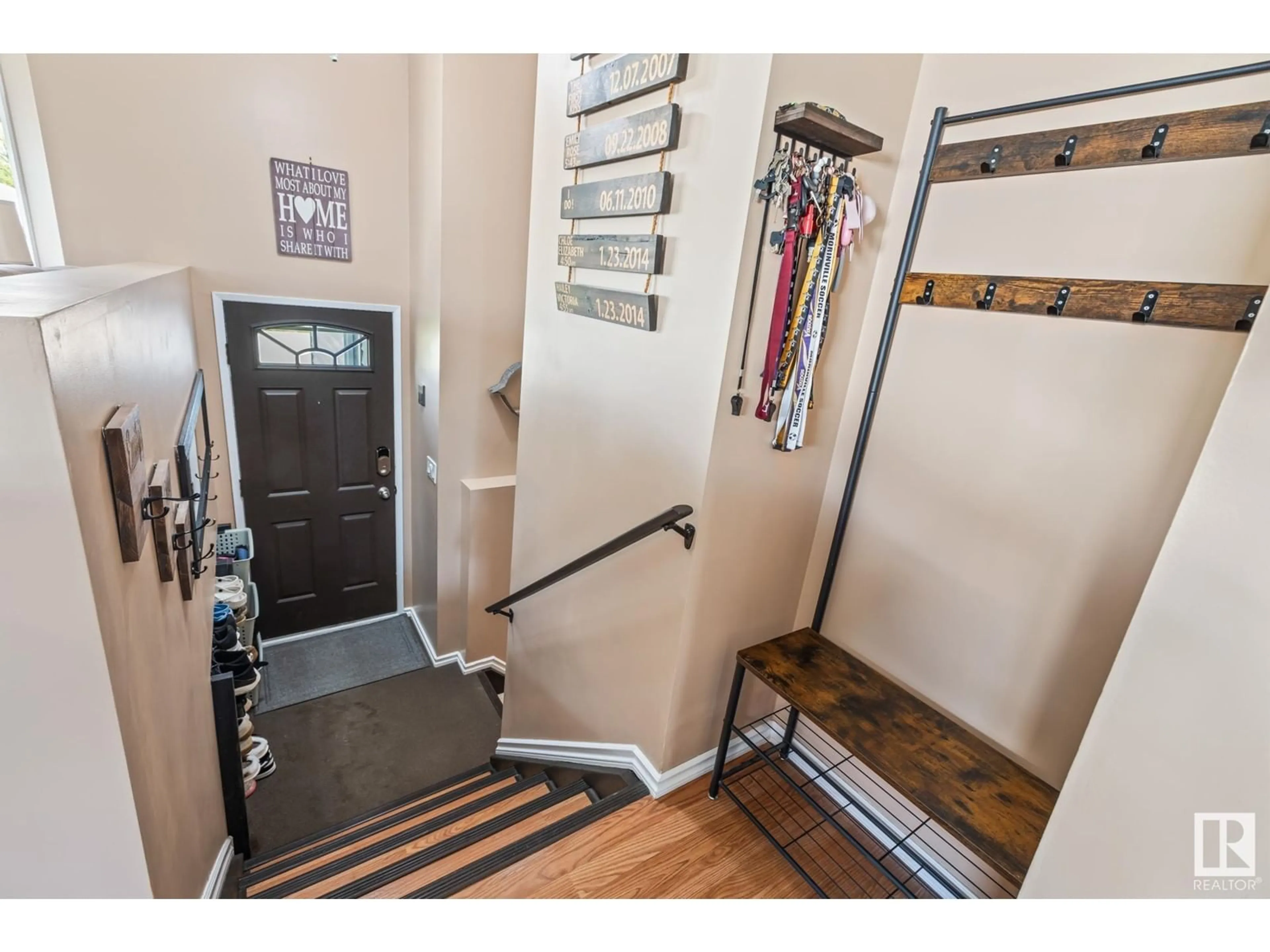 Indoor entryway for 8703 104 AV, Morinville Alberta T8R1C4