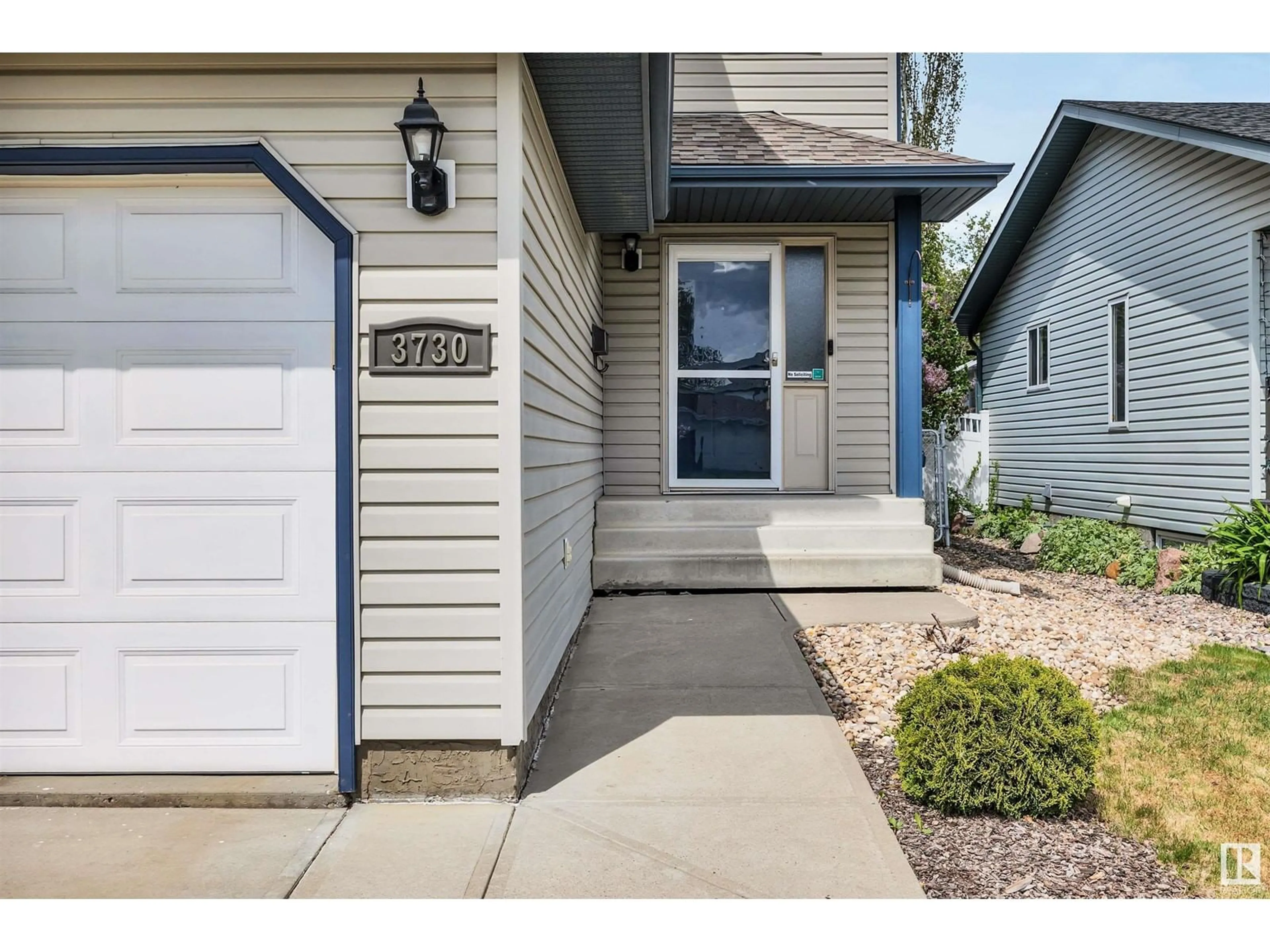 Unknown for 3730 130A AV, Edmonton Alberta T5A5A3