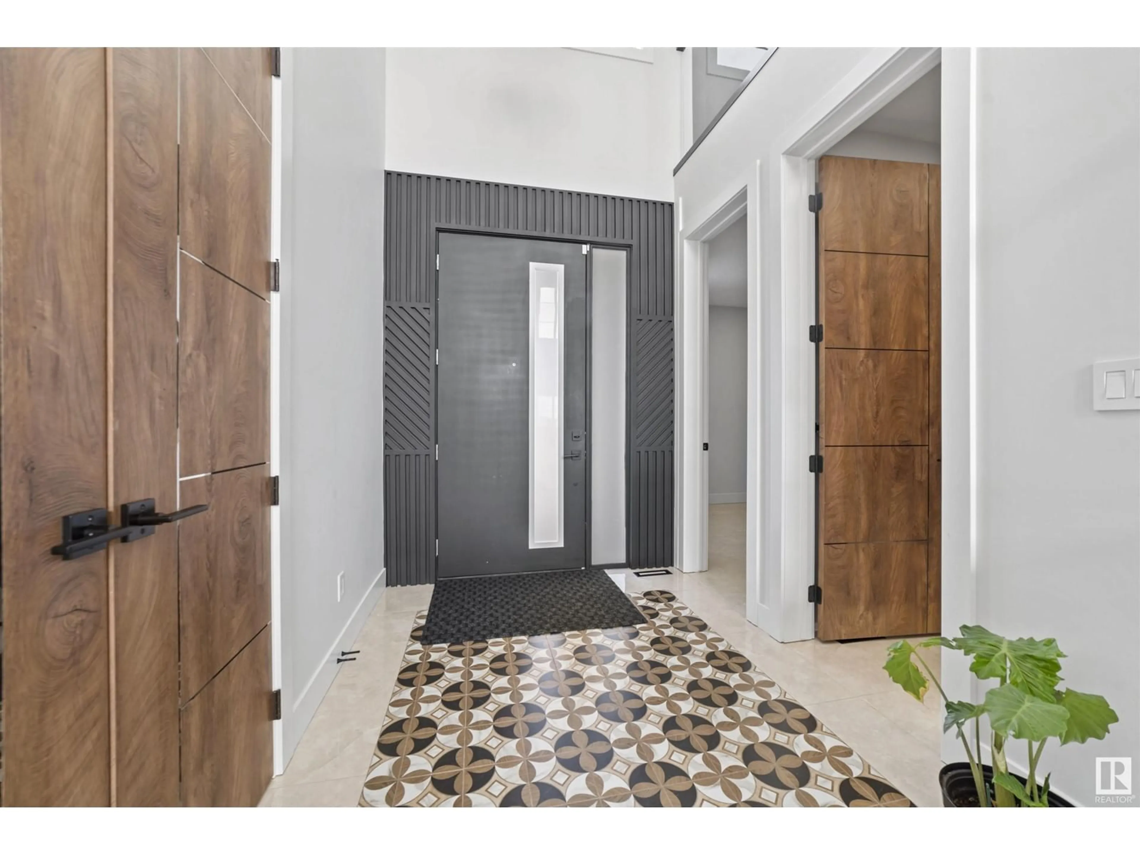 Indoor entryway for NE - 6423 29 ST, Rural Leduc County Alberta T4X3A7