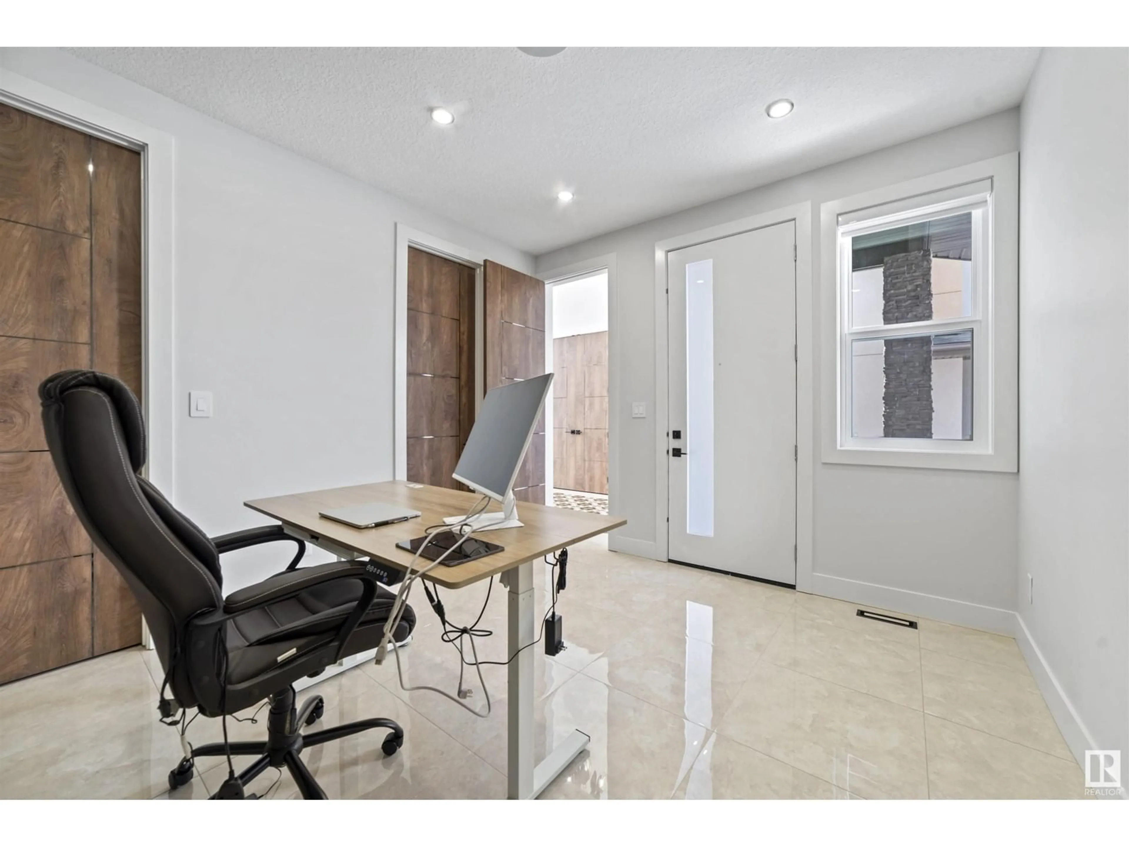 A pic of a room for NE - 6423 29 ST, Rural Leduc County Alberta T4X3A7